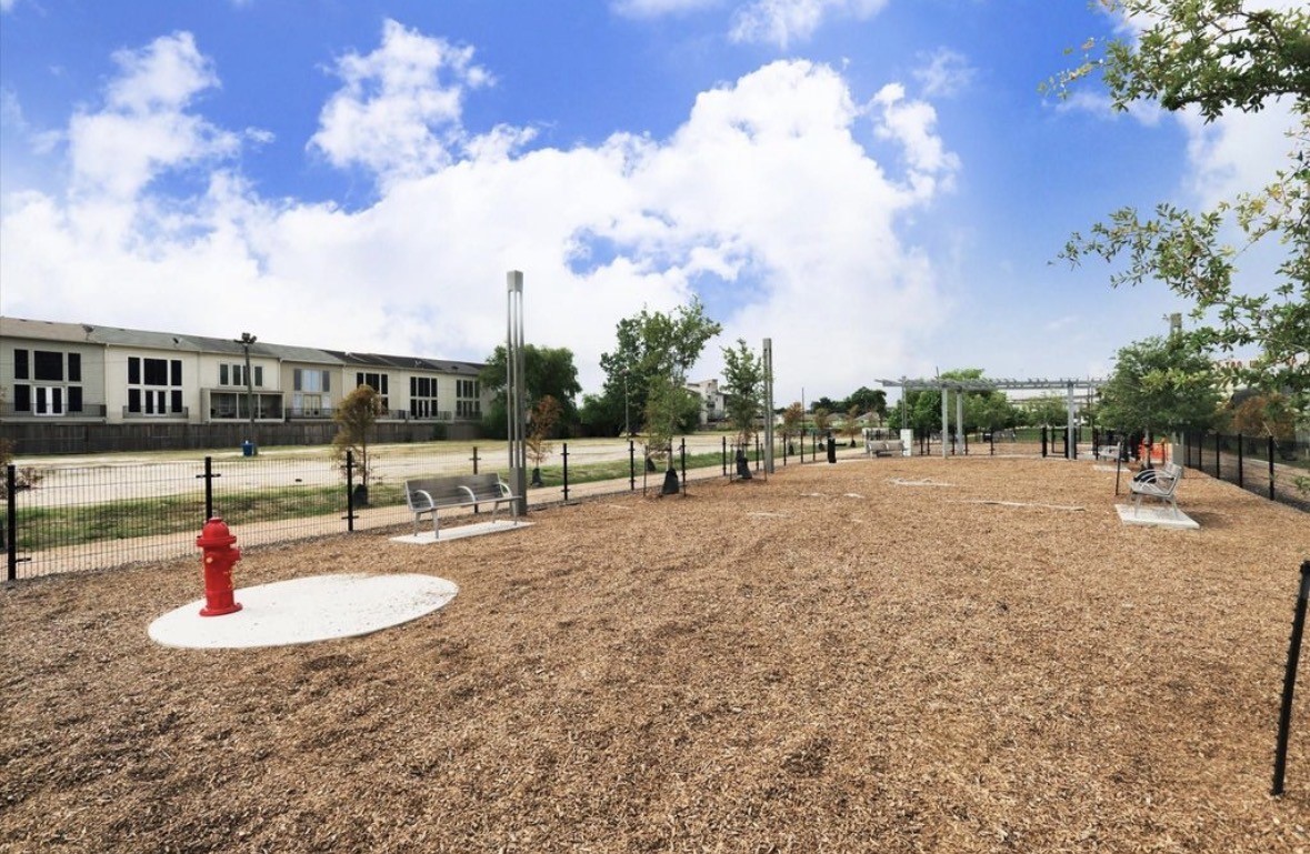 1806 Line Street Property Photo 39