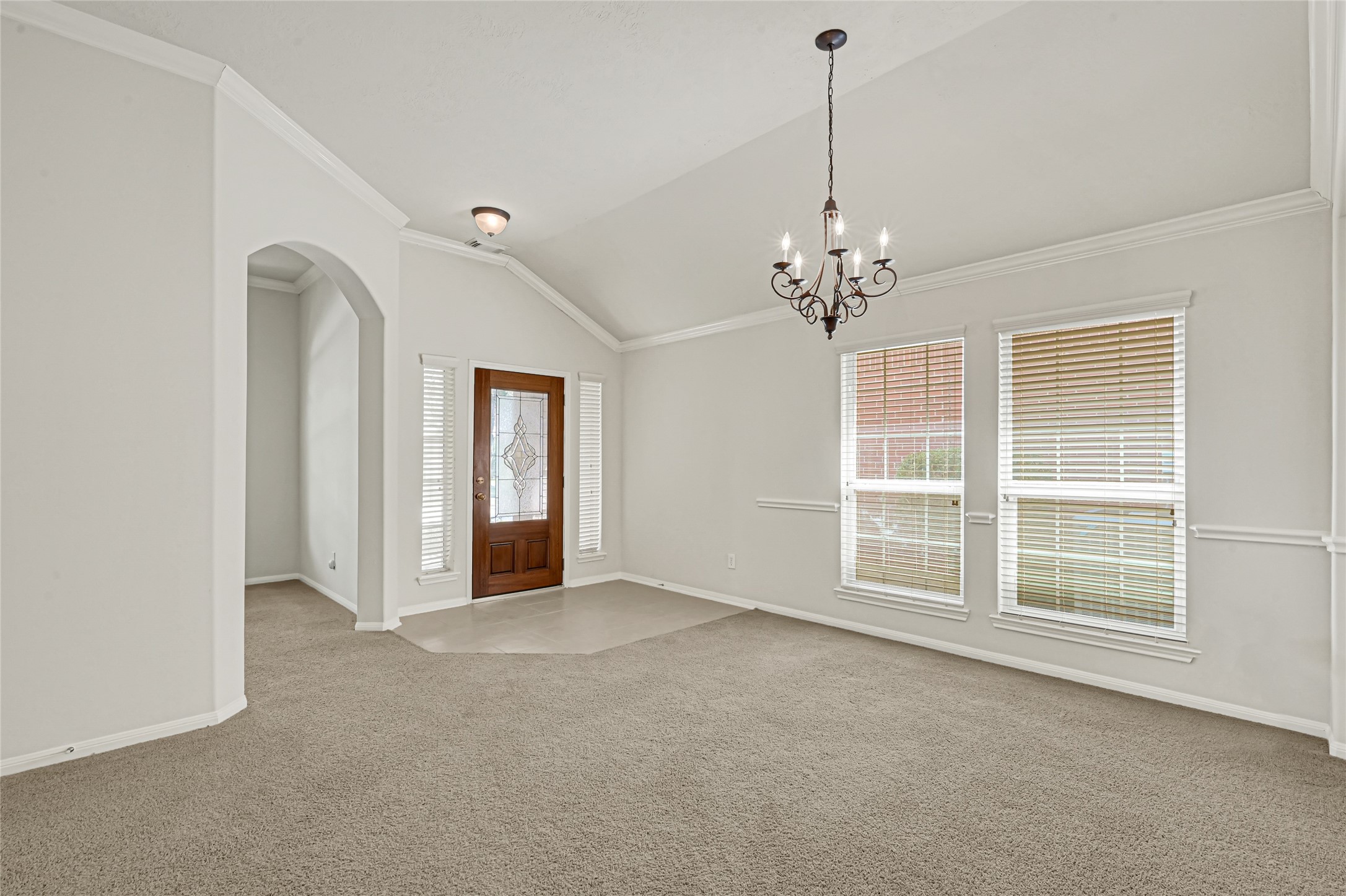 8215 Kerrington Glen Drive Property Photo 5