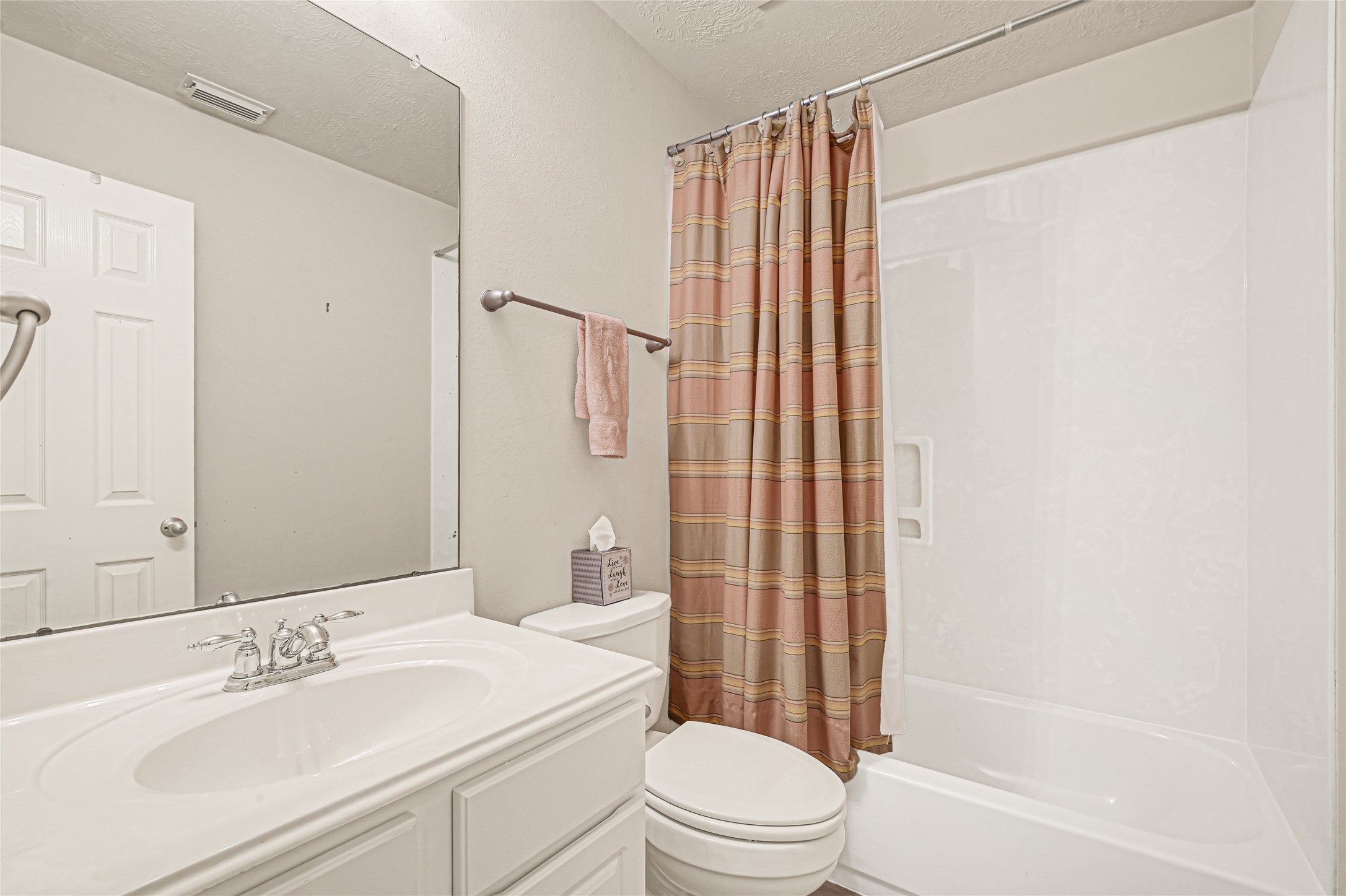 8215 Kerrington Glen Drive Property Photo 23