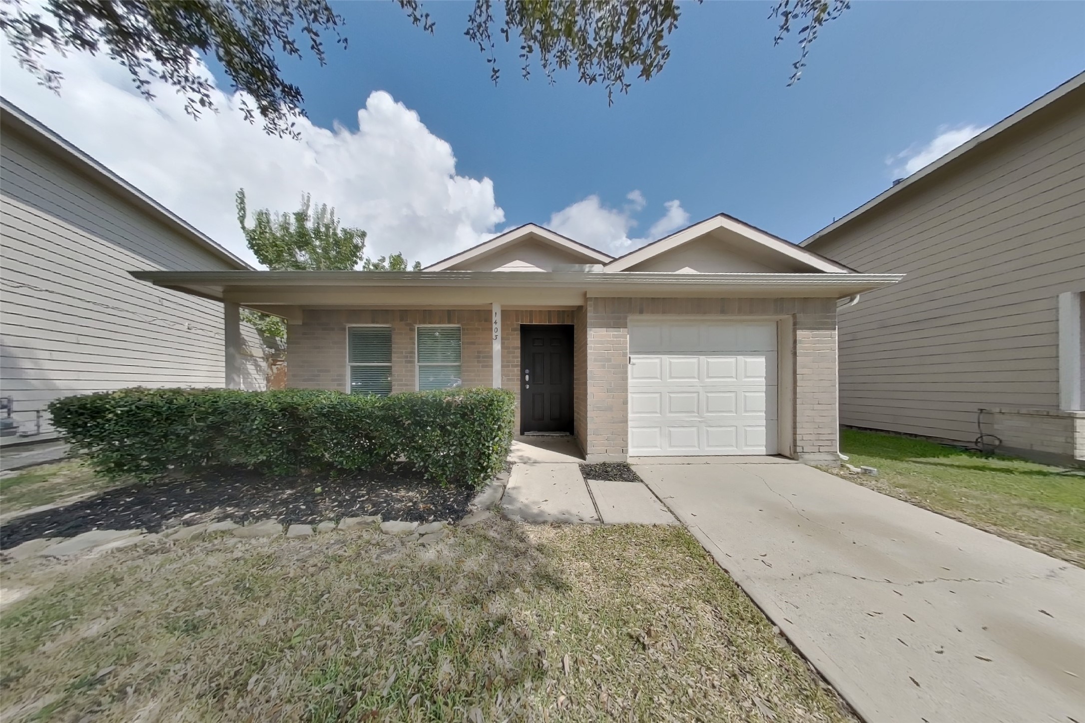 1403 Glens Ferry Lane Property Photo 1