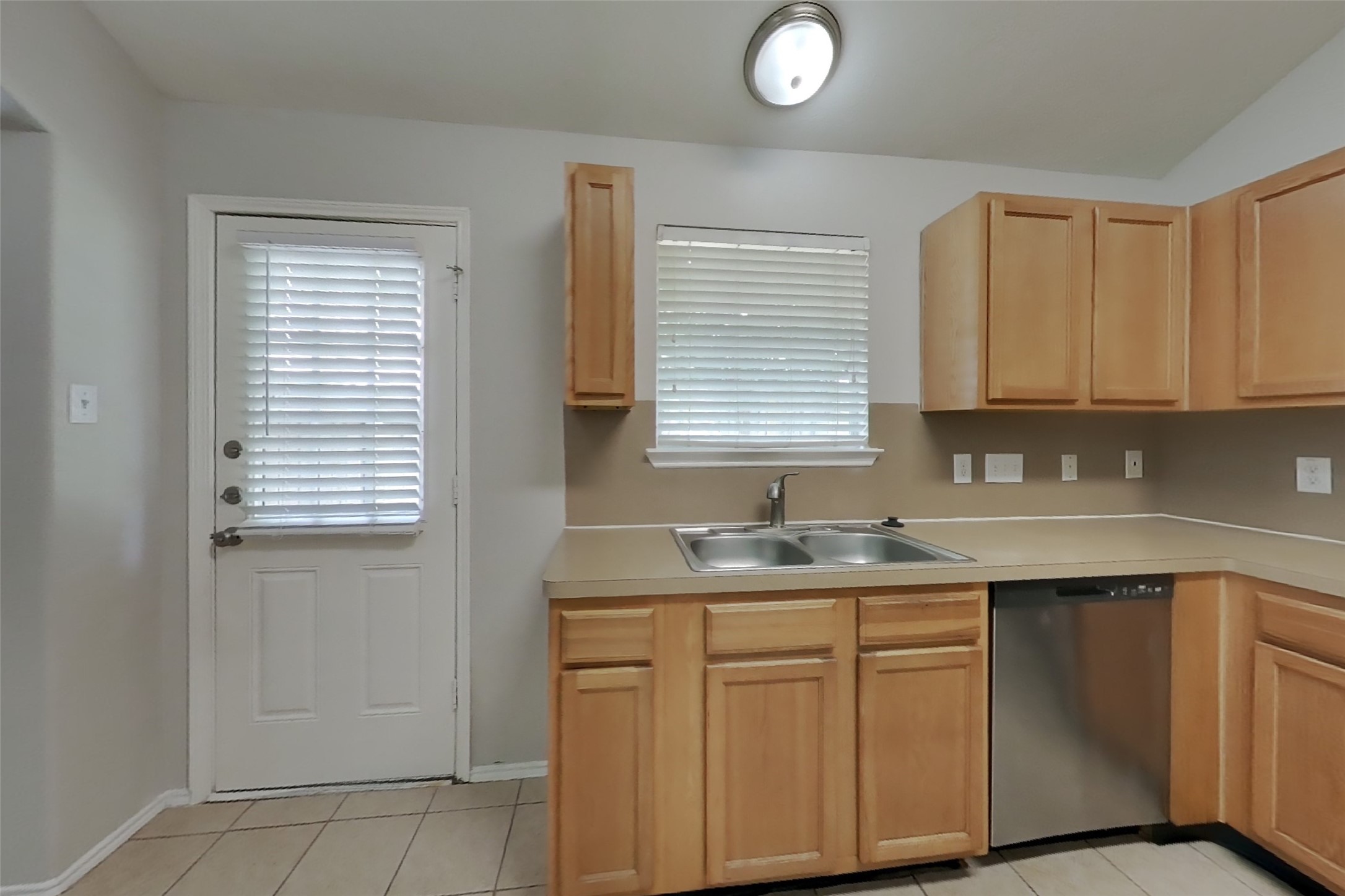 1403 Glens Ferry Lane Property Photo 4