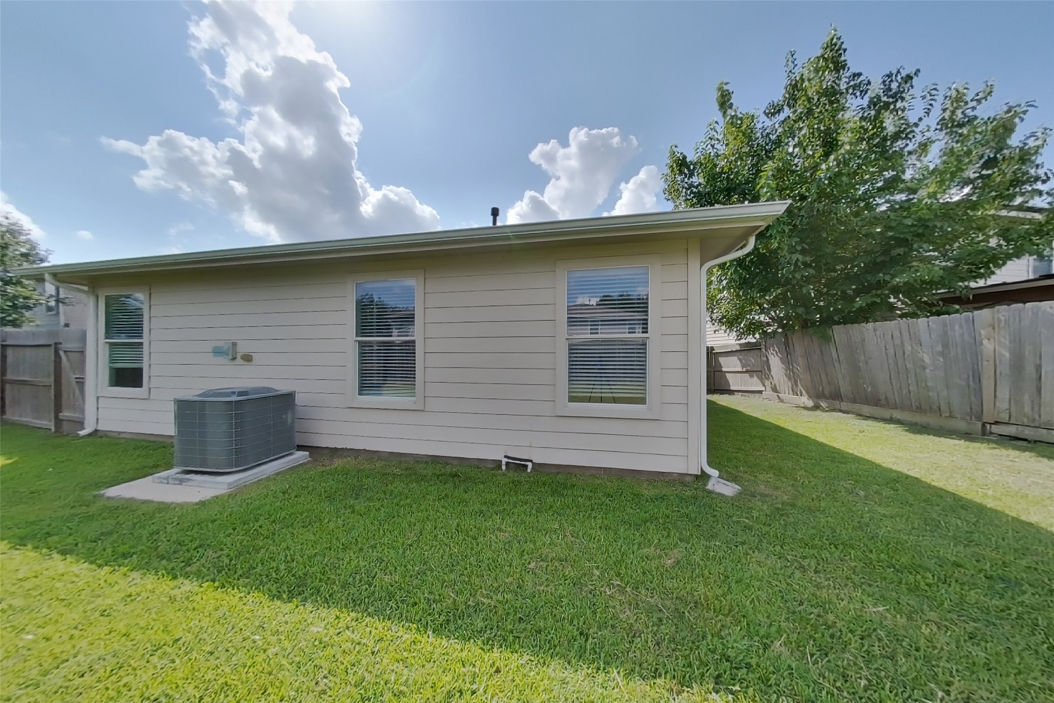 1403 Glens Ferry Lane Property Photo 18