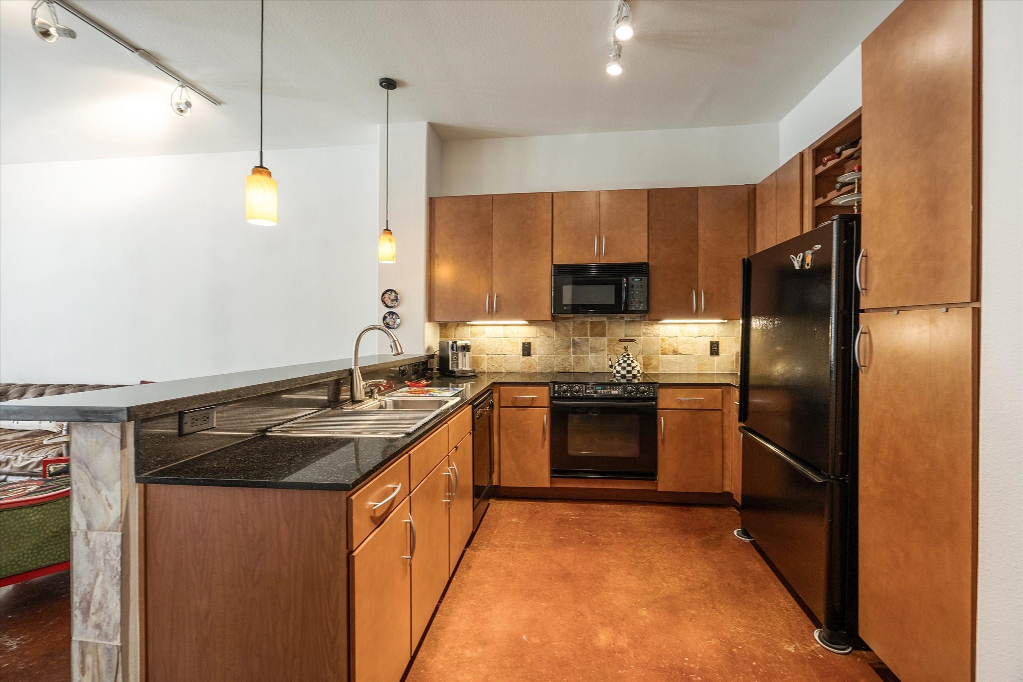 1901 Post Oak Boulevard 1404 Property Photo 3