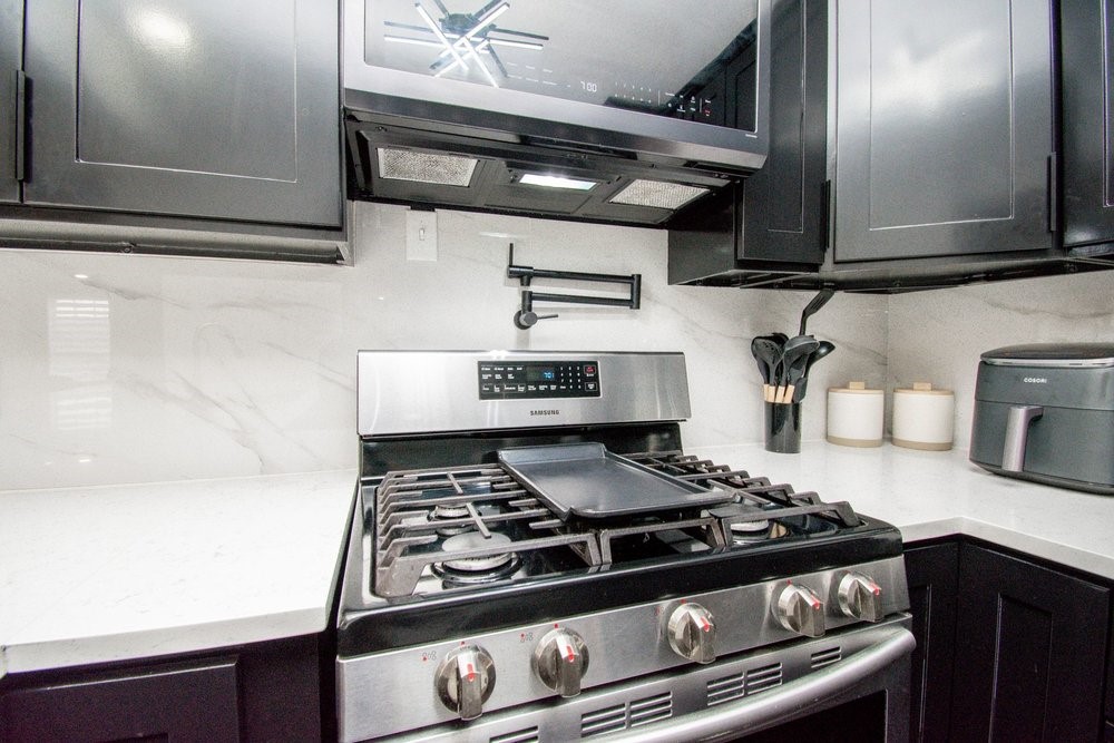 10551 Kirkgreen Drive Property Photo 16