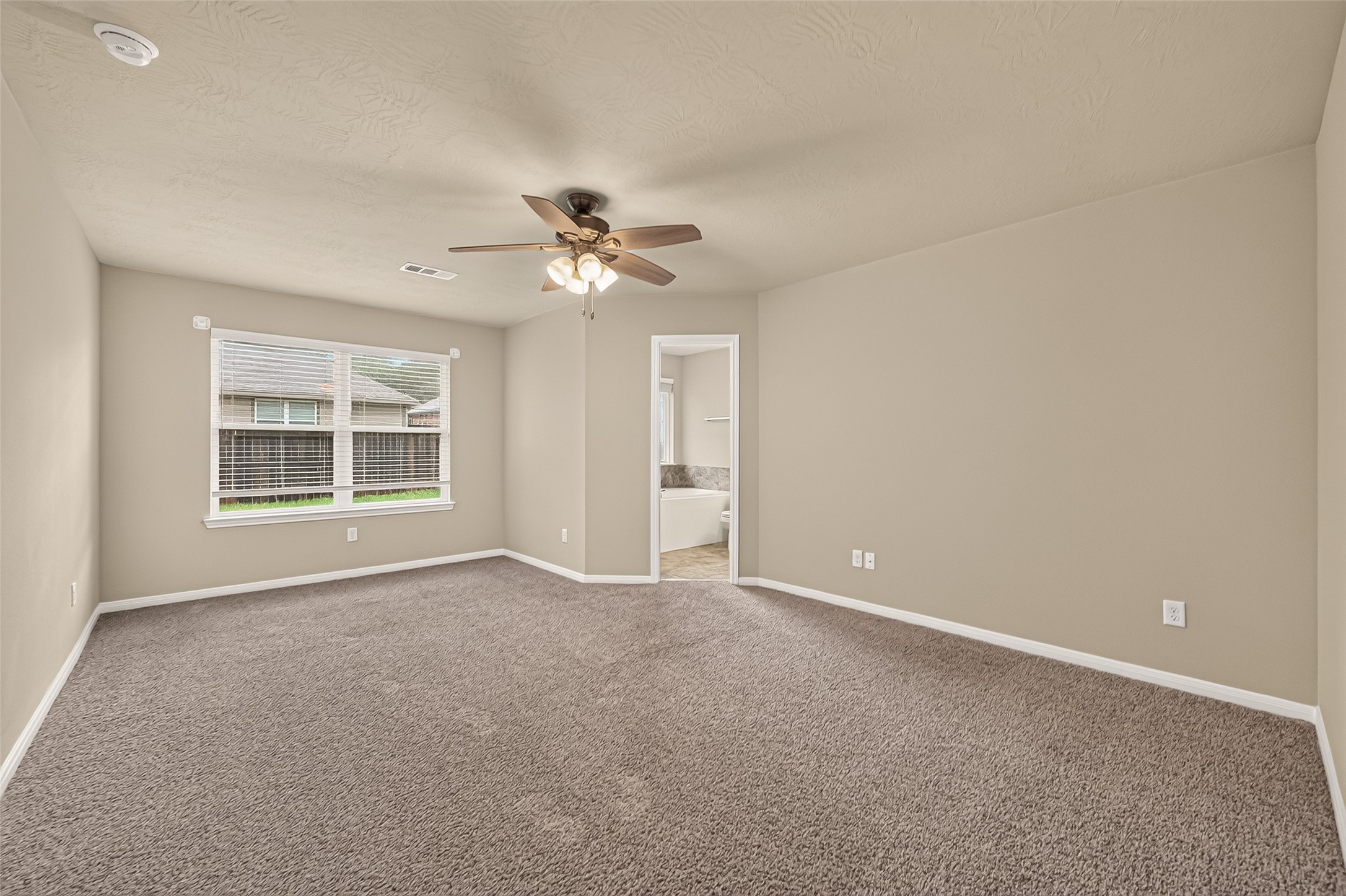 12038 Summertime Drive Property Photo 12