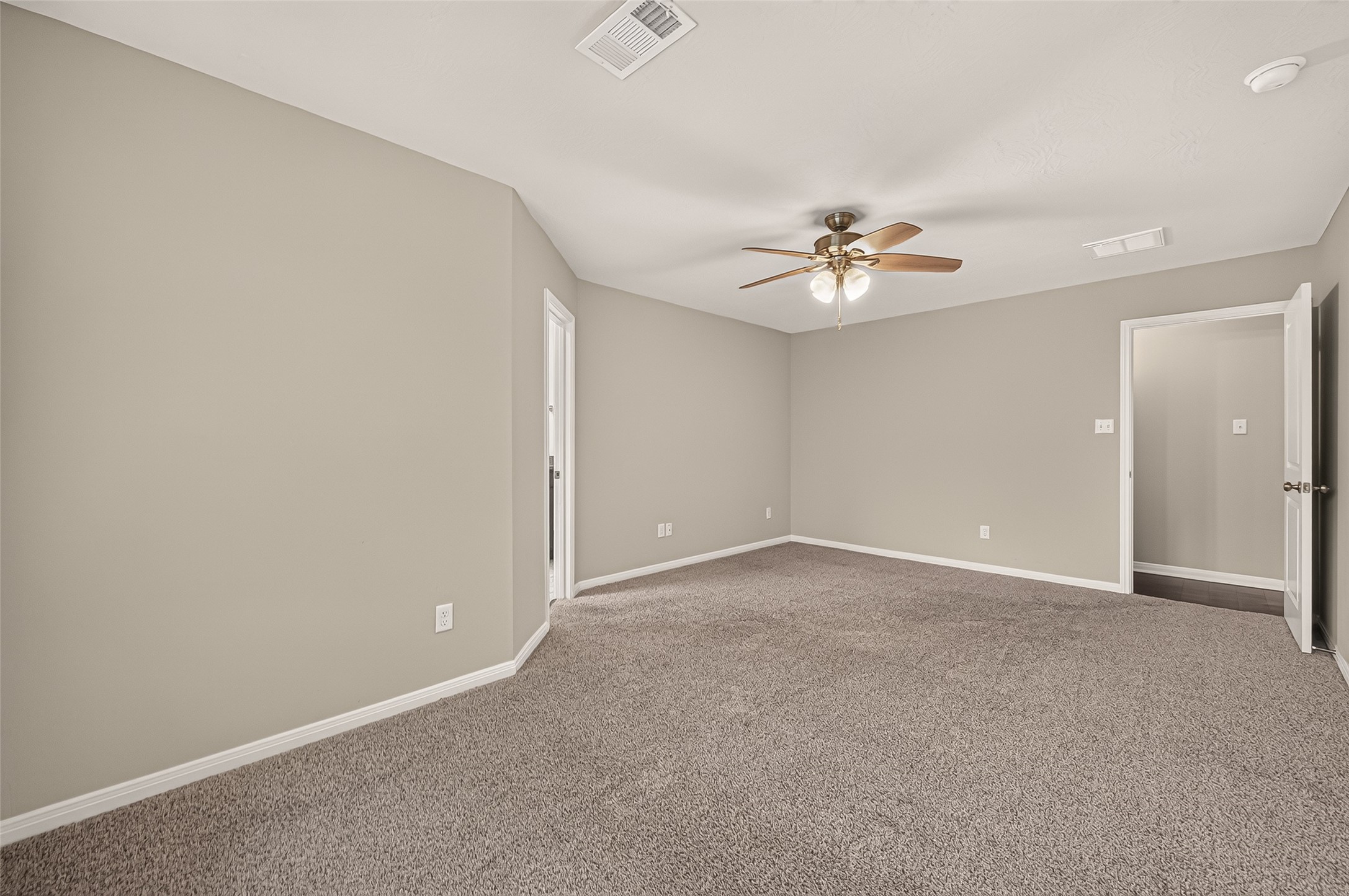 12038 Summertime Drive Property Photo 14