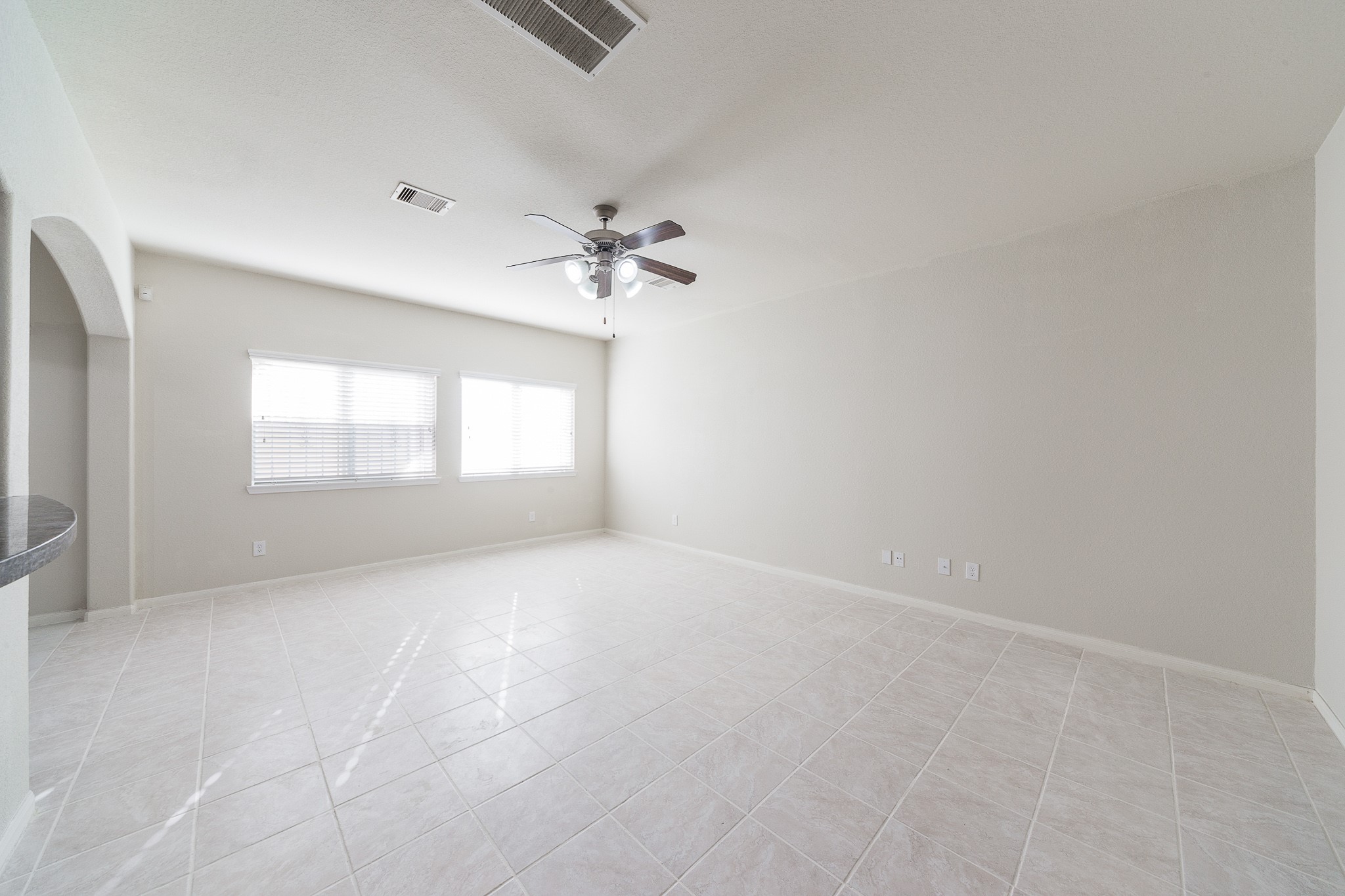 7239 Autumn Sun Drive Property Photo 6