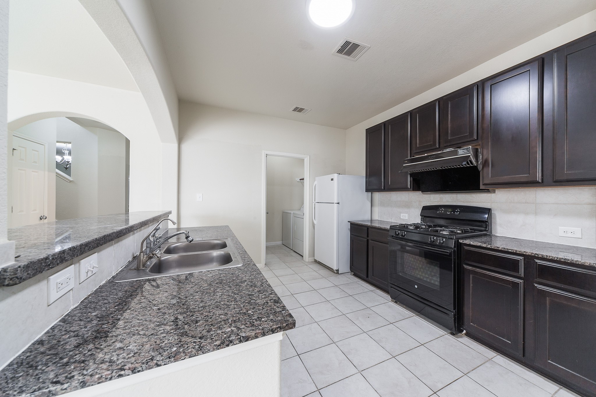 7239 Autumn Sun Drive Property Photo 10