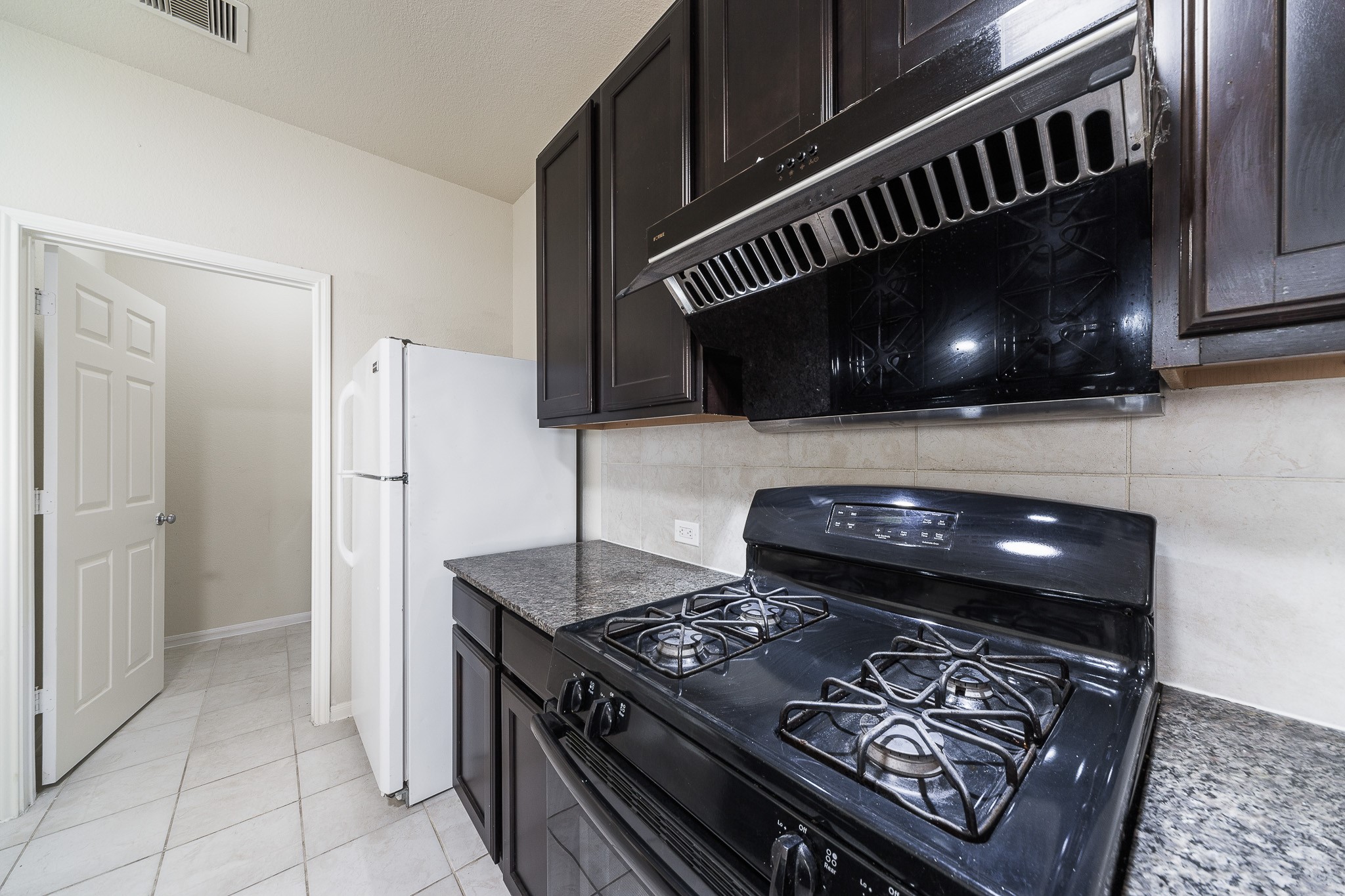 7239 Autumn Sun Drive Property Photo 11