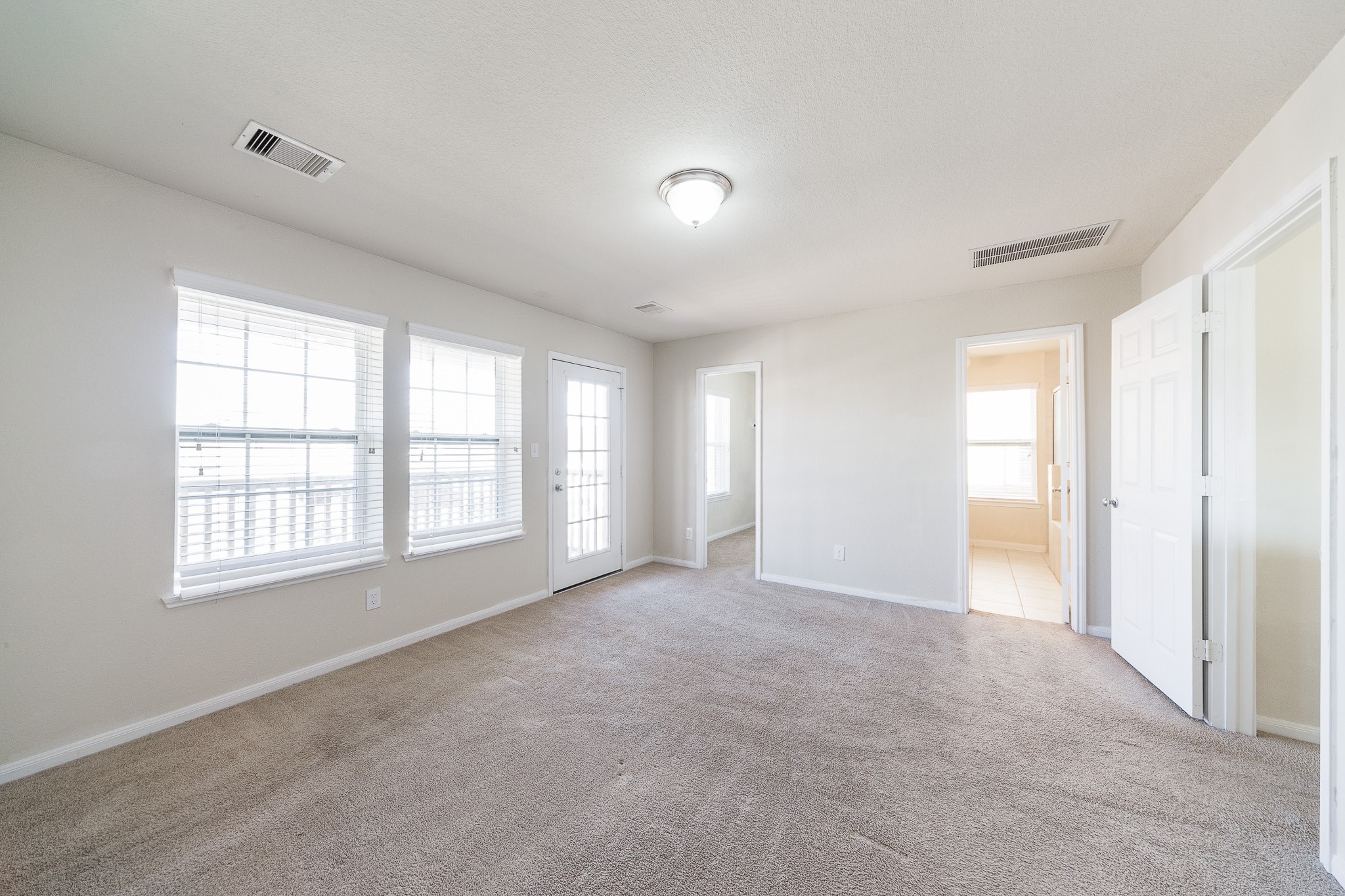 7239 Autumn Sun Drive Property Photo 17