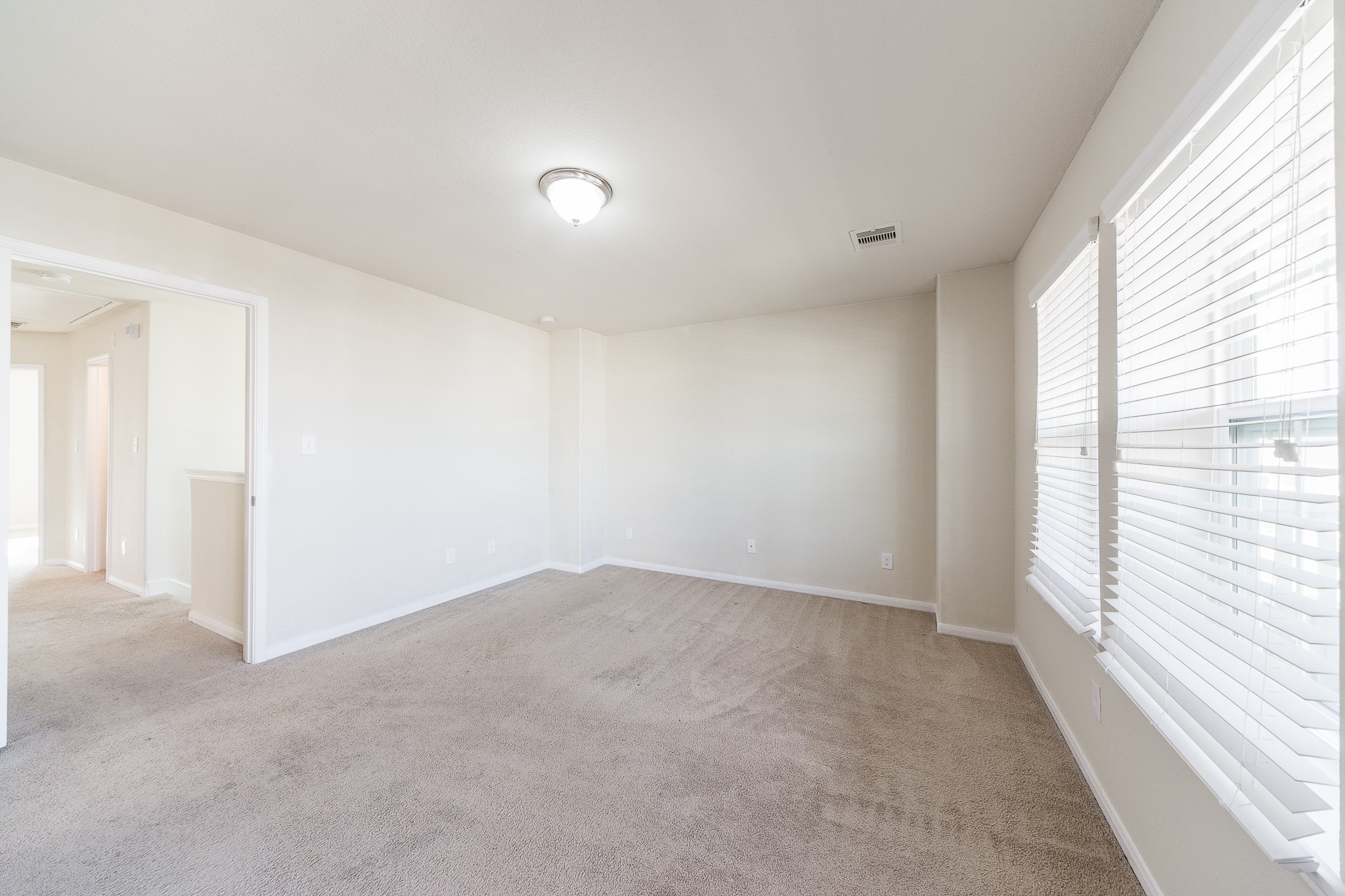 7239 Autumn Sun Drive Property Photo 18