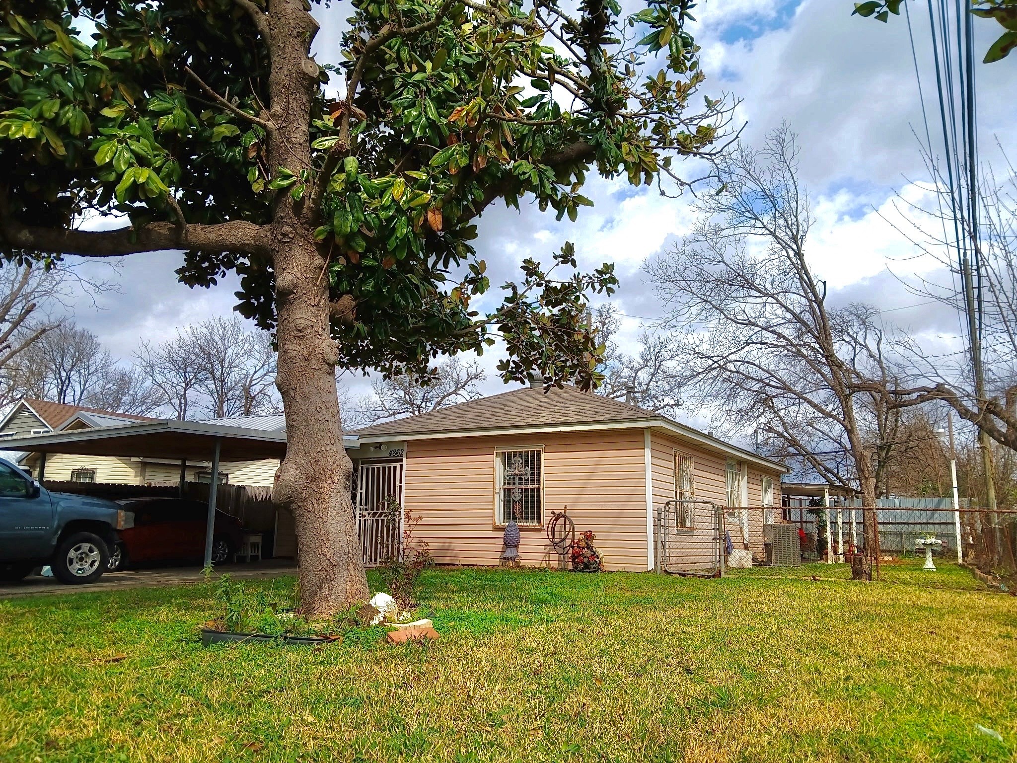 4862 Bellnole Property Photo 1