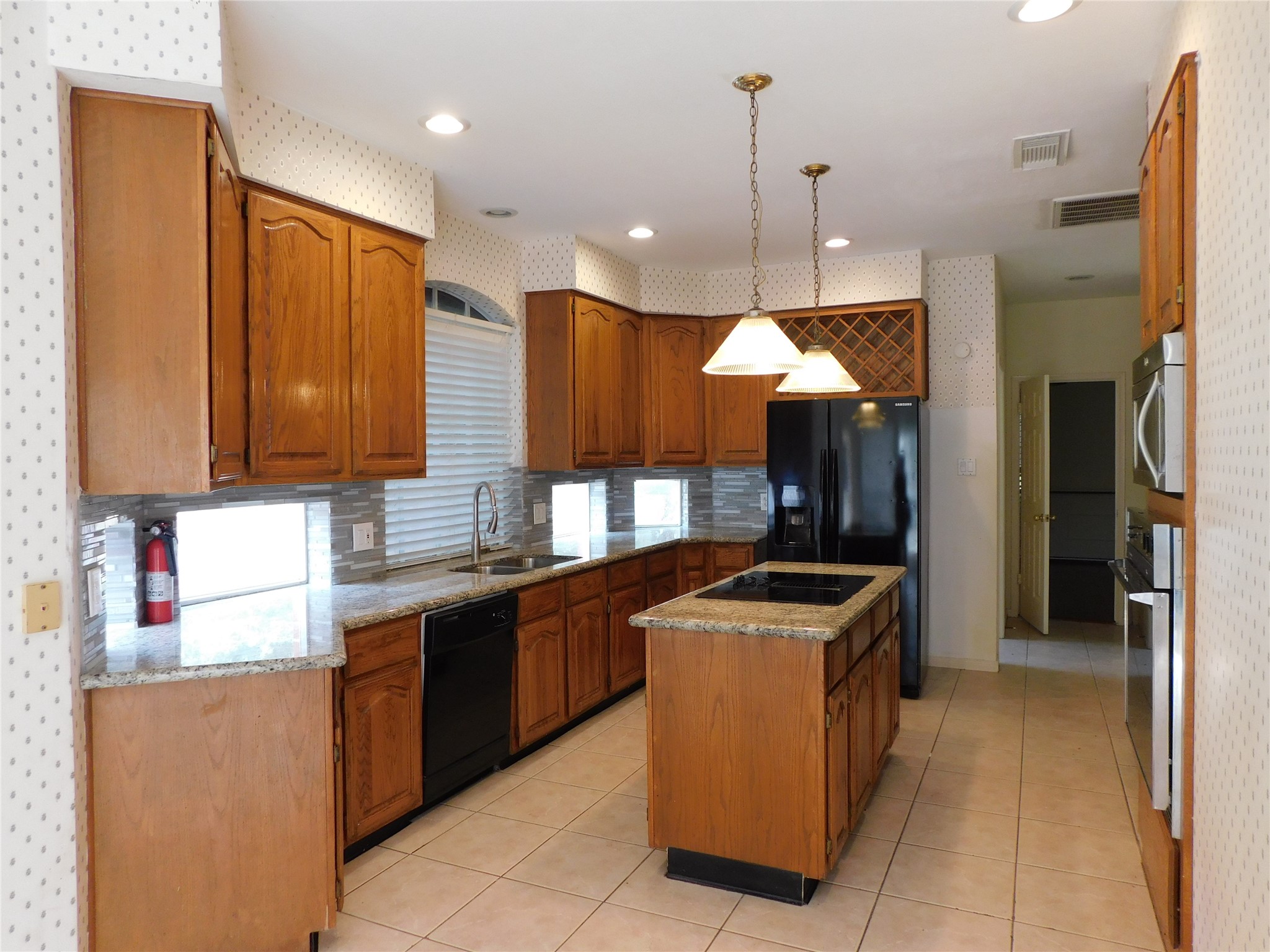 3311 Waters Way Drive Property Photo 3