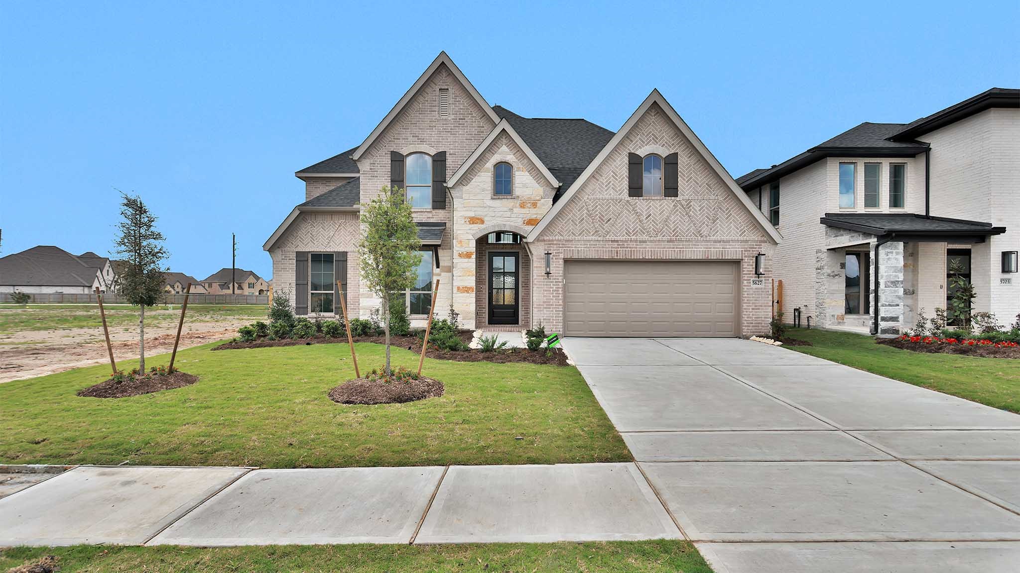5627 Violet Ridge Drive Property Photo 1