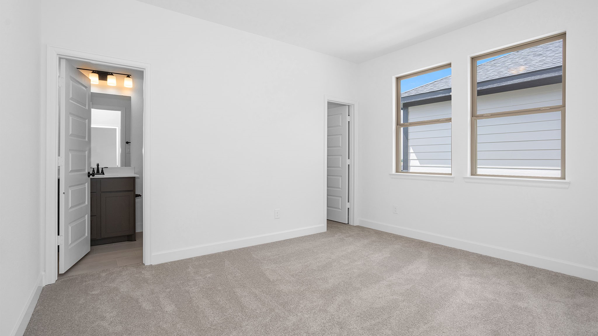 5627 Violet Ridge Drive Property Photo 13