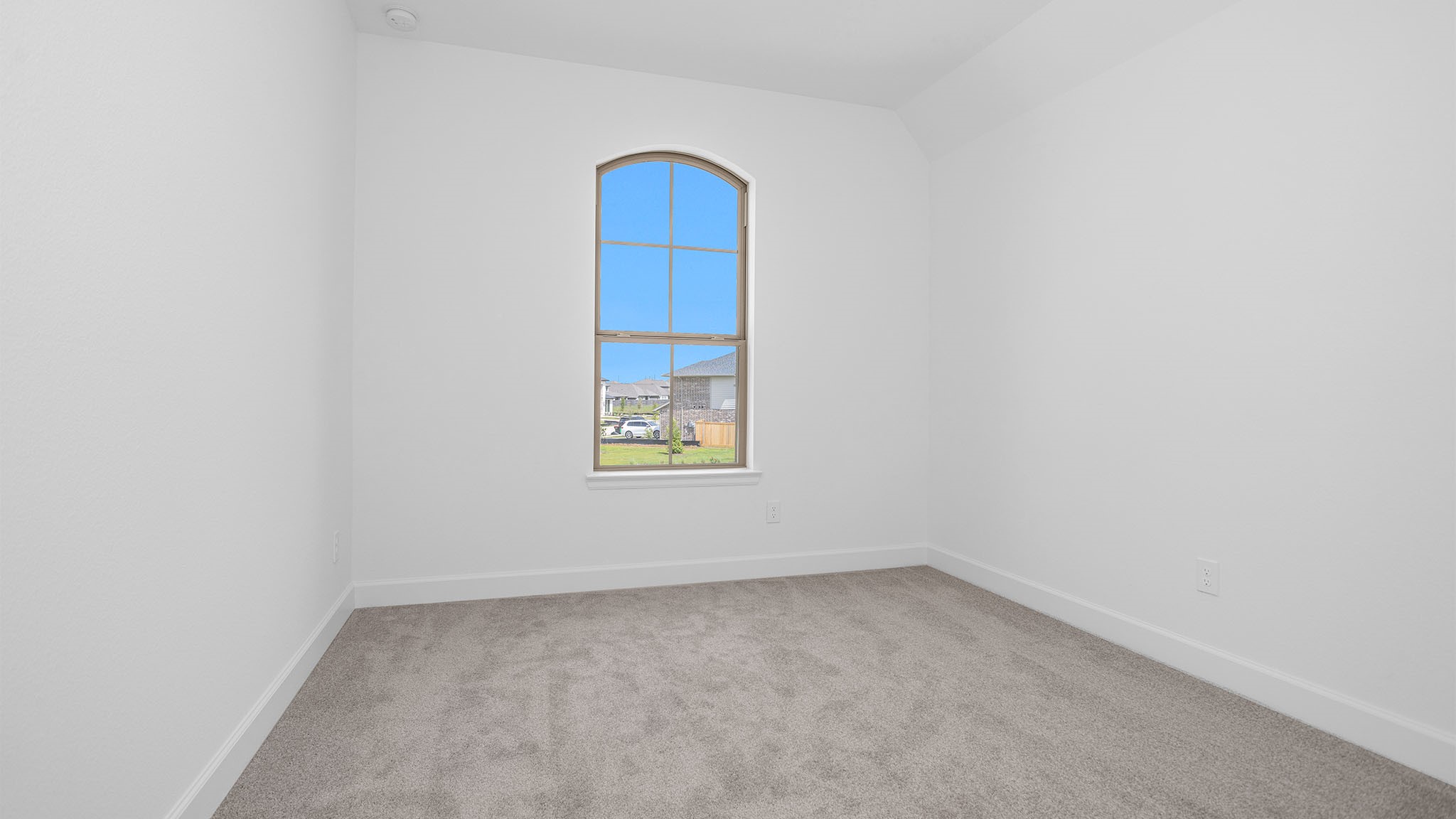 5627 Violet Ridge Drive Property Photo 17