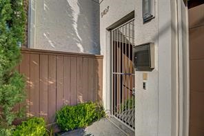 5407 Jackson Street Property Photo 3