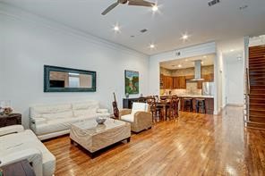 5407 Jackson Street Property Photo 7