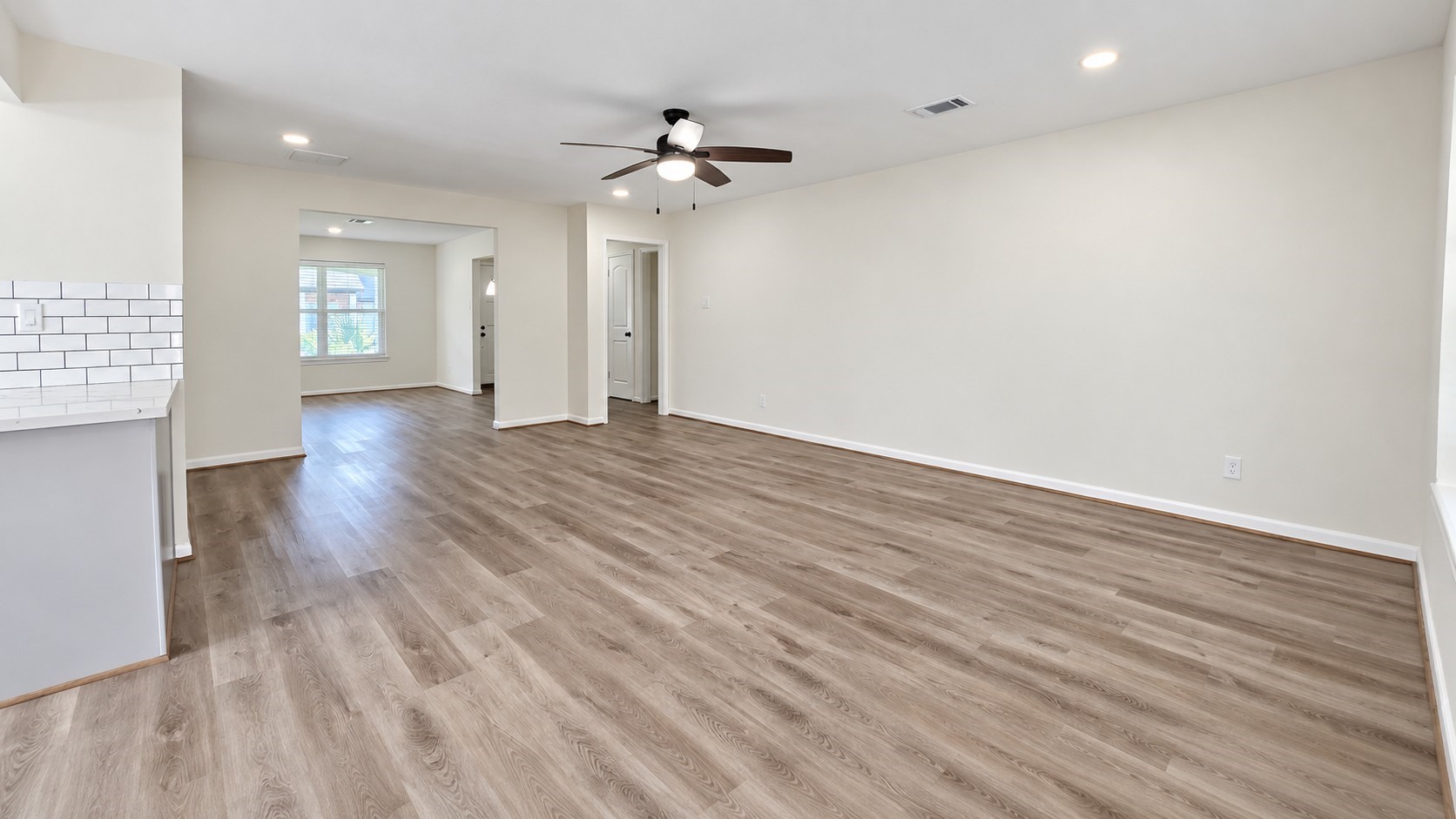 5527 Wigton Drive Property Photo 11