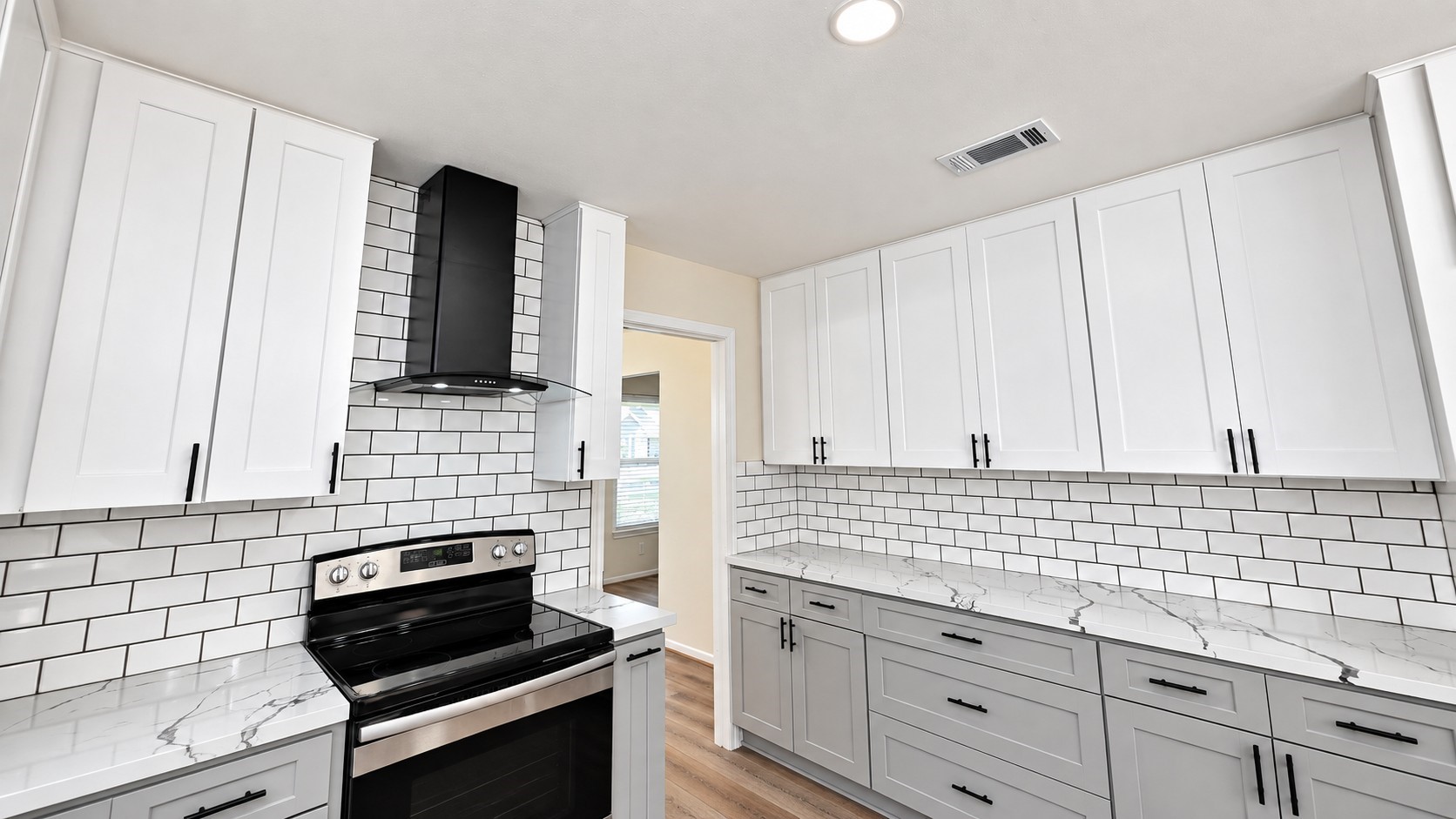 5527 Wigton Drive Property Photo 17