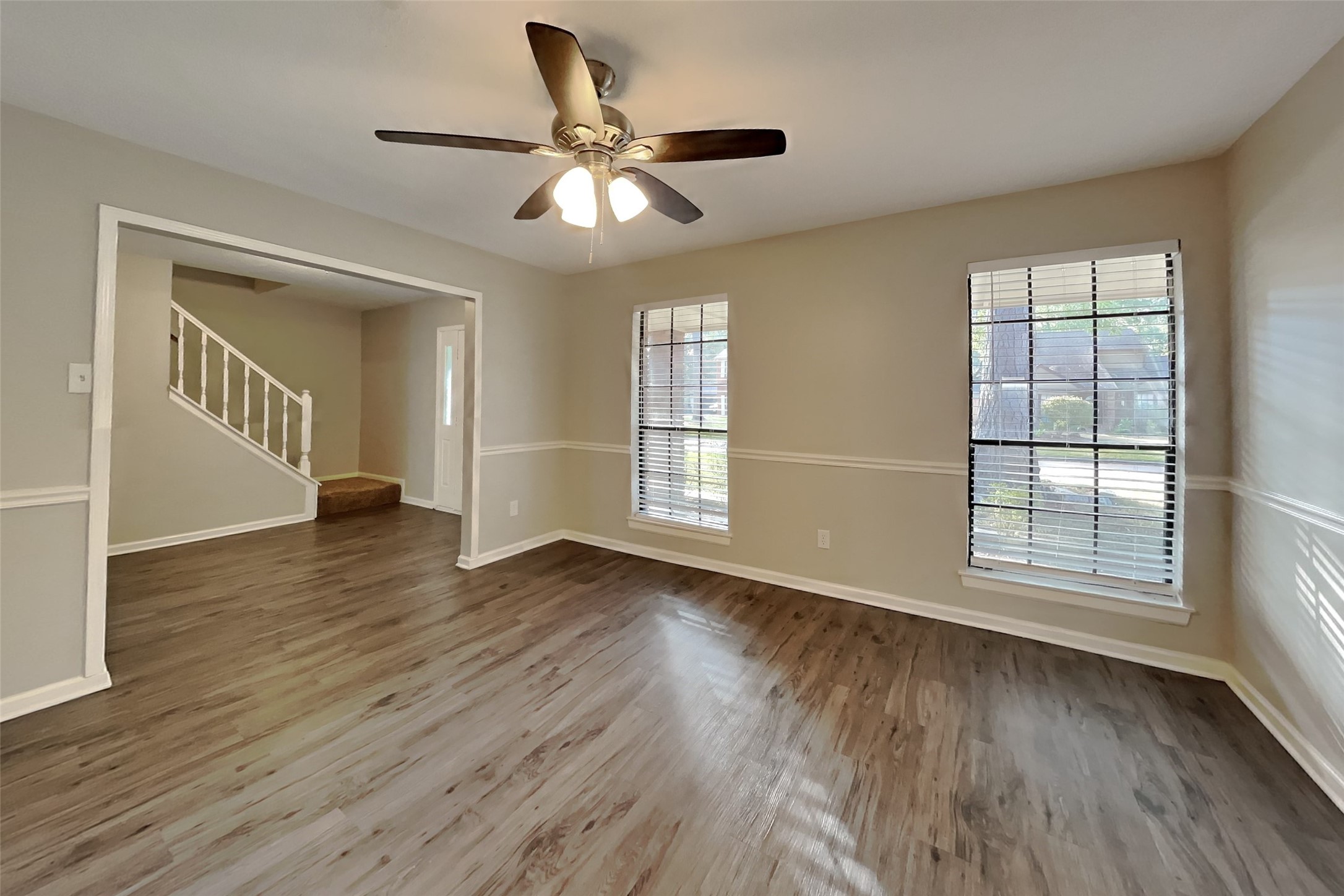2615 Silver Falls Drive Property Photo 8
