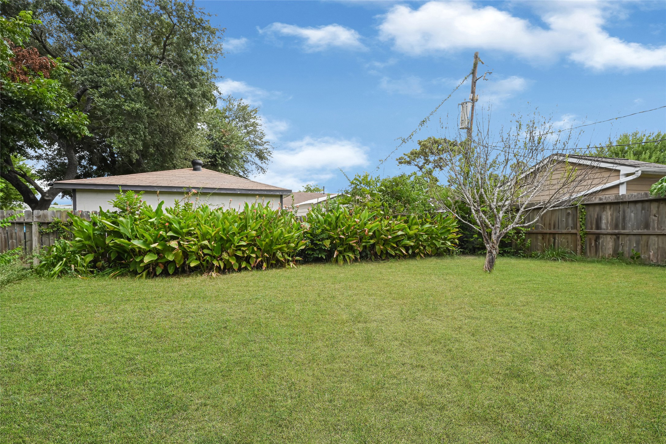 11203 Sageville Drive Property Photo 43