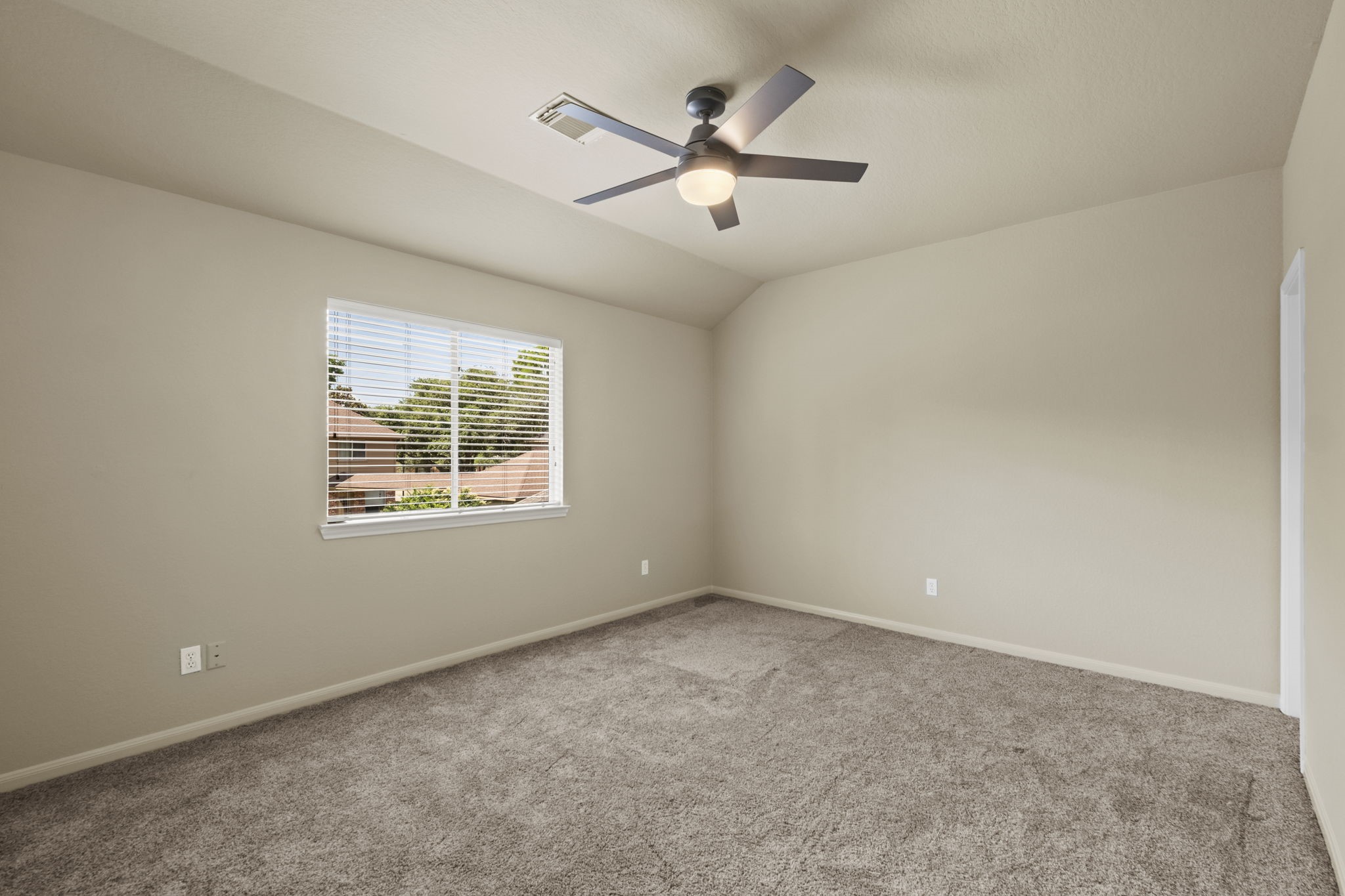 9614 Pennington Lane Property Photo 31