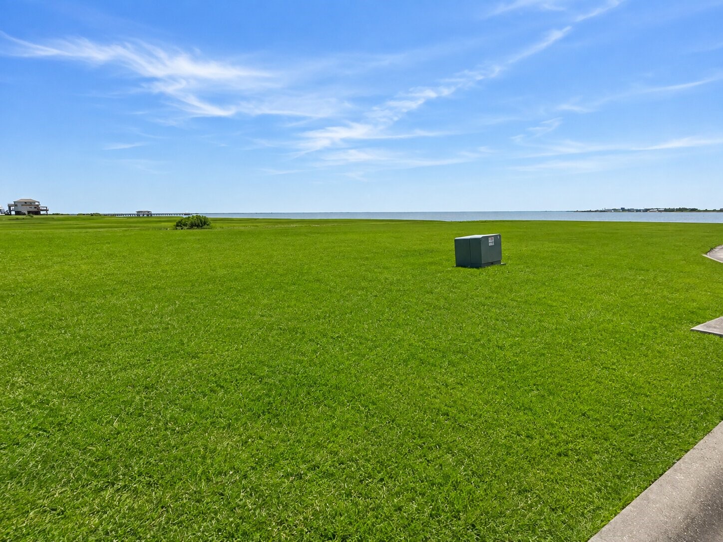 3433 Chateau Way Property Photo 3