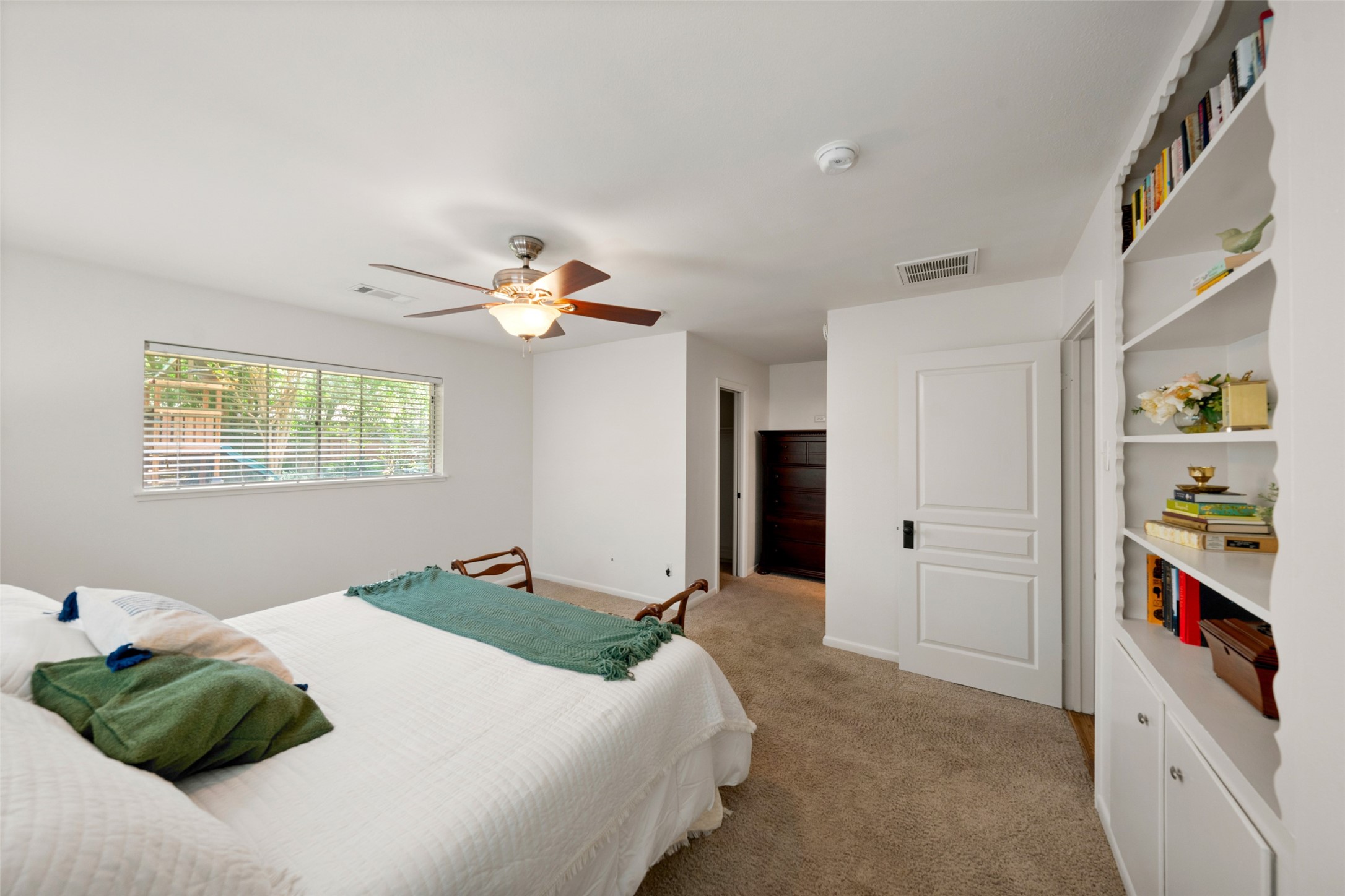 1343 Del Norte Street Property Photo 17
