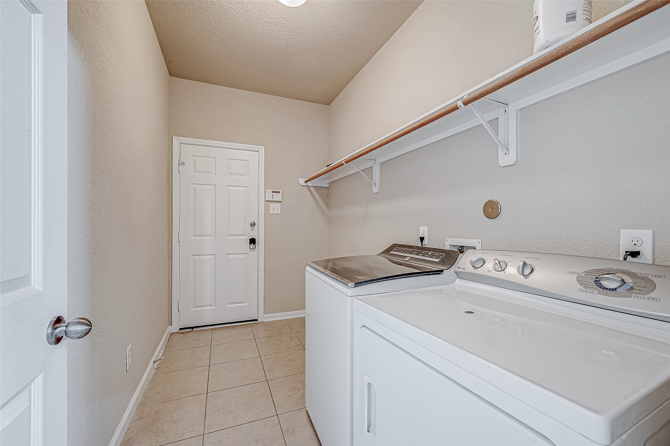 8926 Silent Hills Lane Property Photo 20