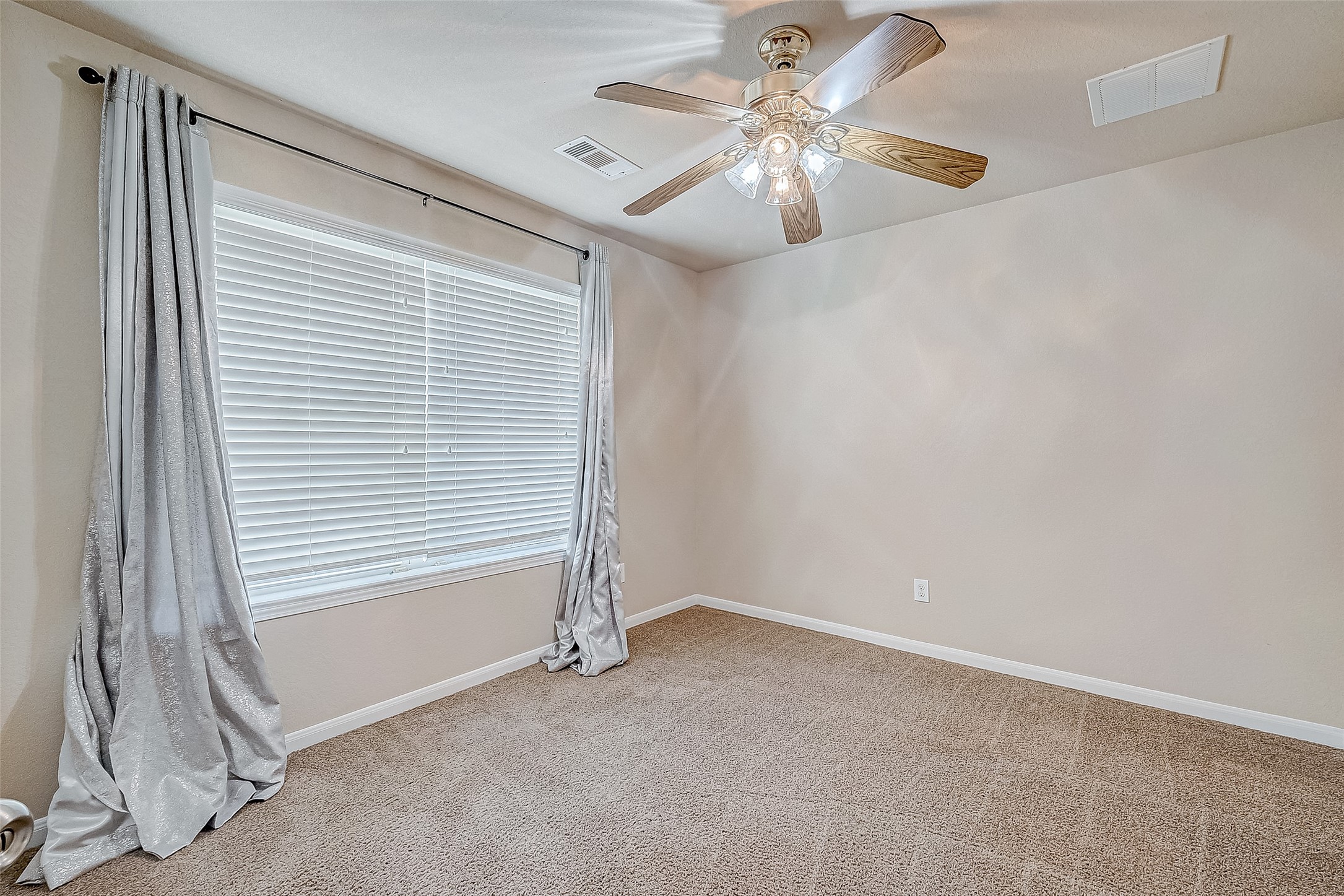 8926 Silent Hills Lane Property Photo 24