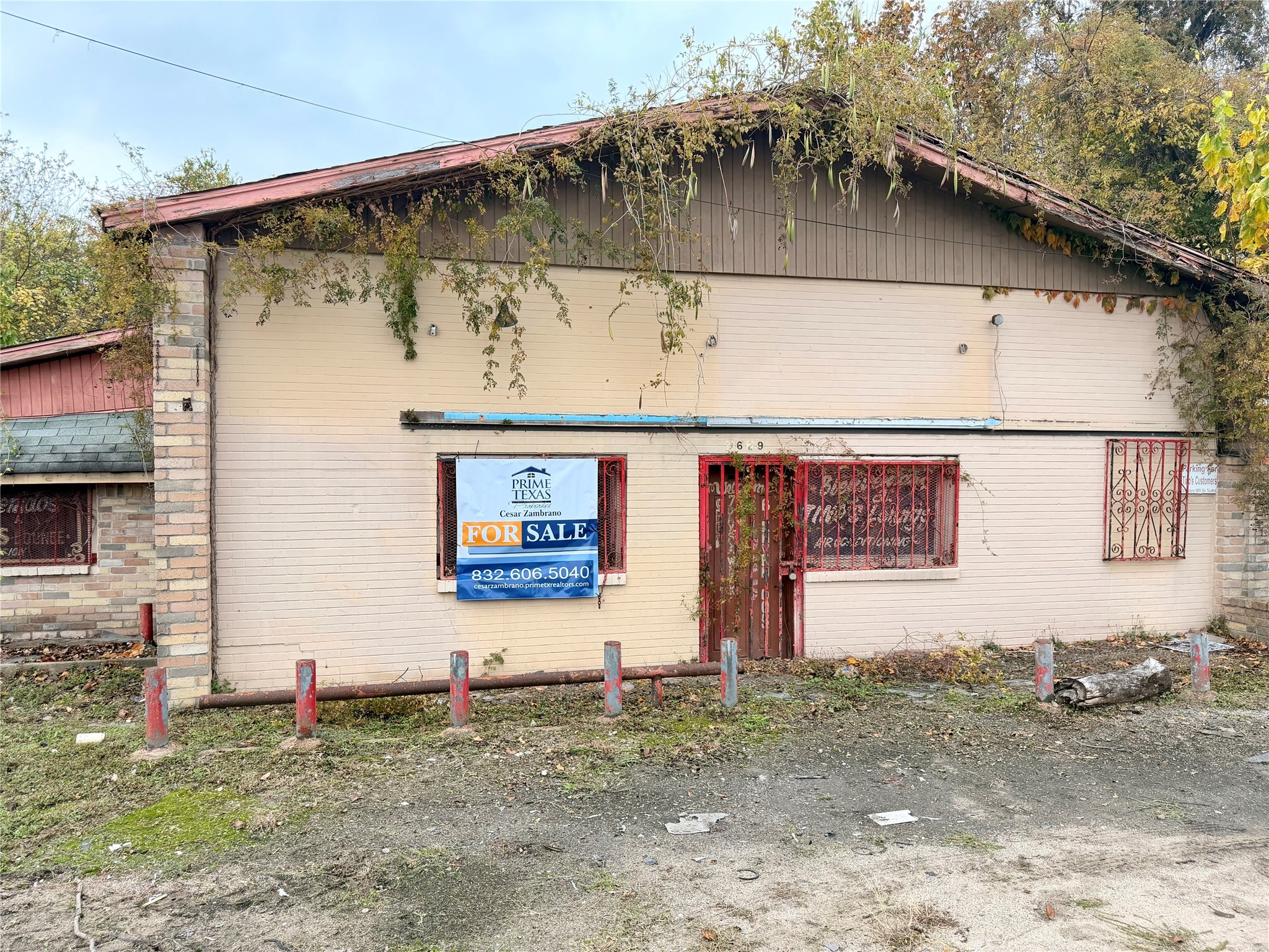 9629 Jensen Drive Property Photo 1