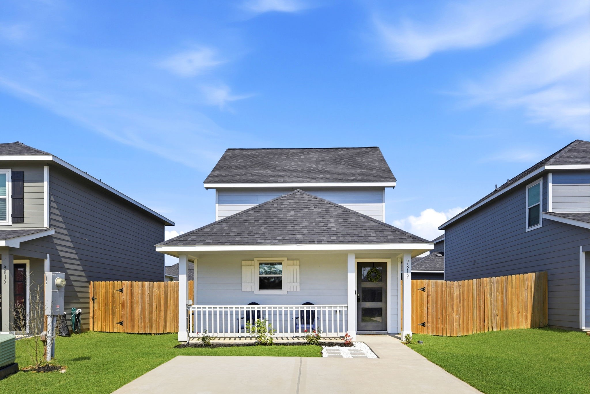 9819 Emerald Stone Way Property Photo 1