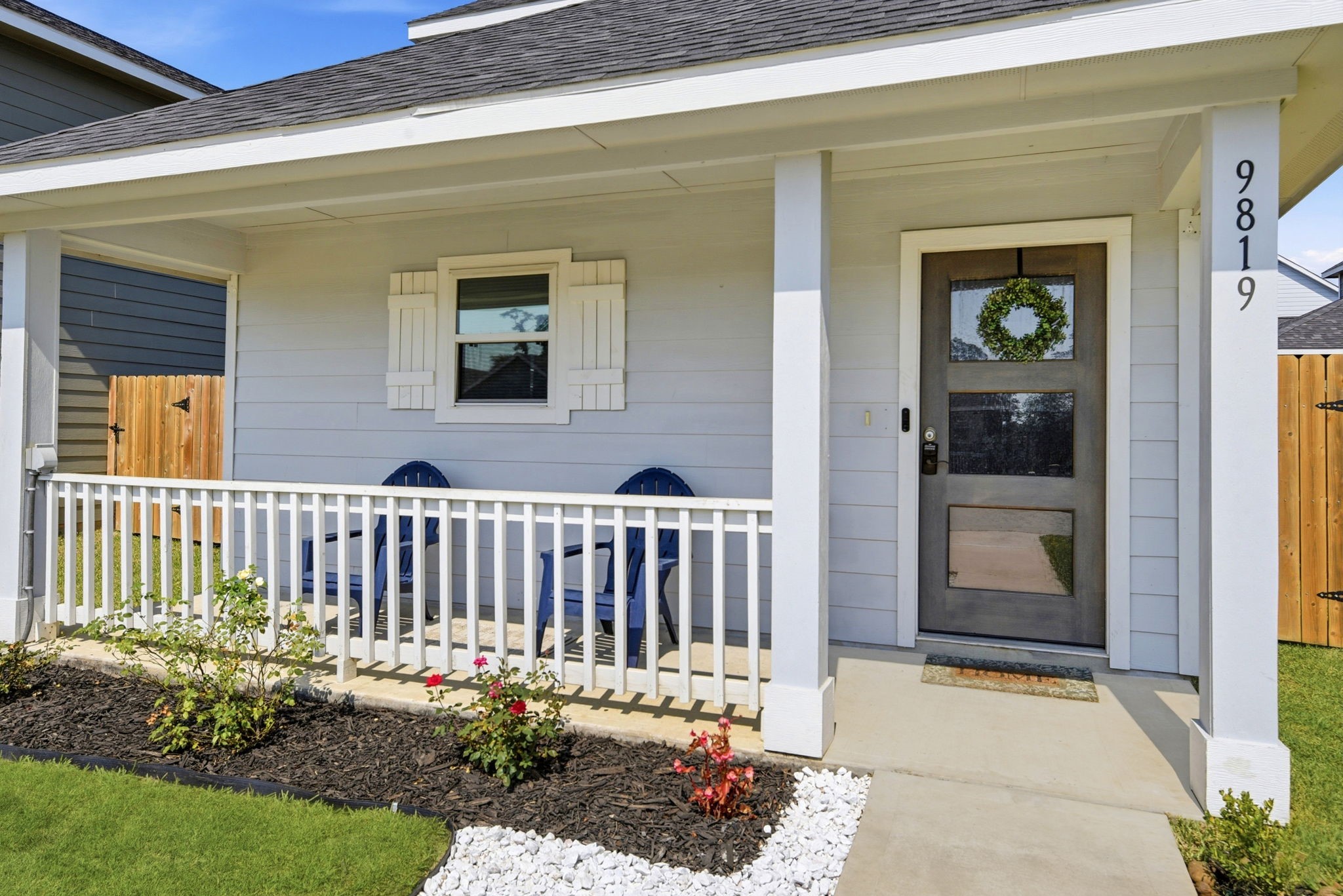 9819 Emerald Stone Way Property Photo 4