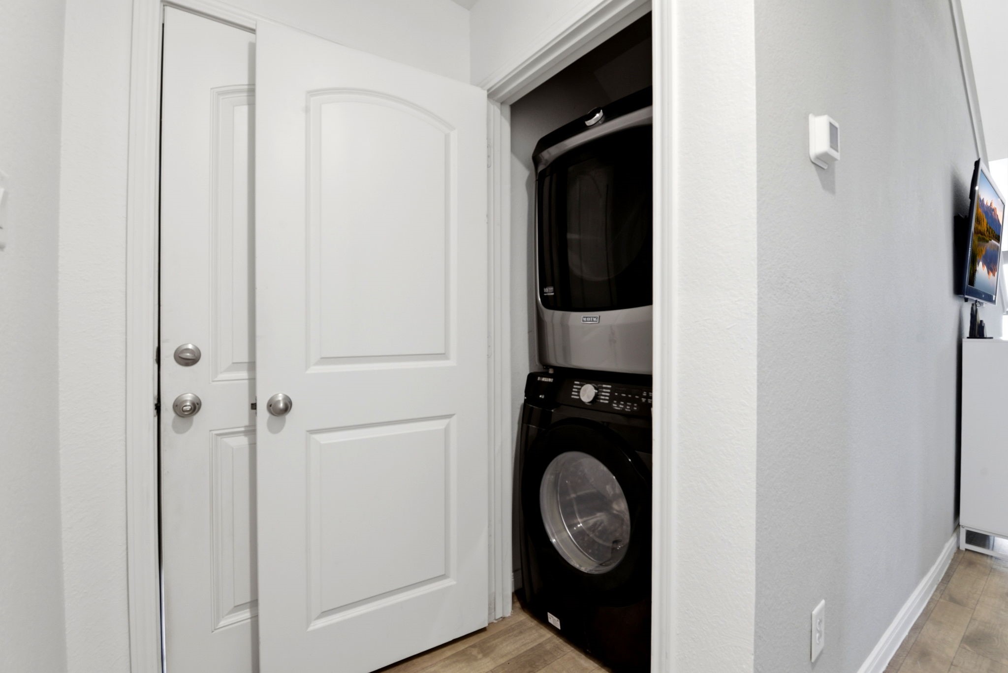 9819 Emerald Stone Way Property Photo 25