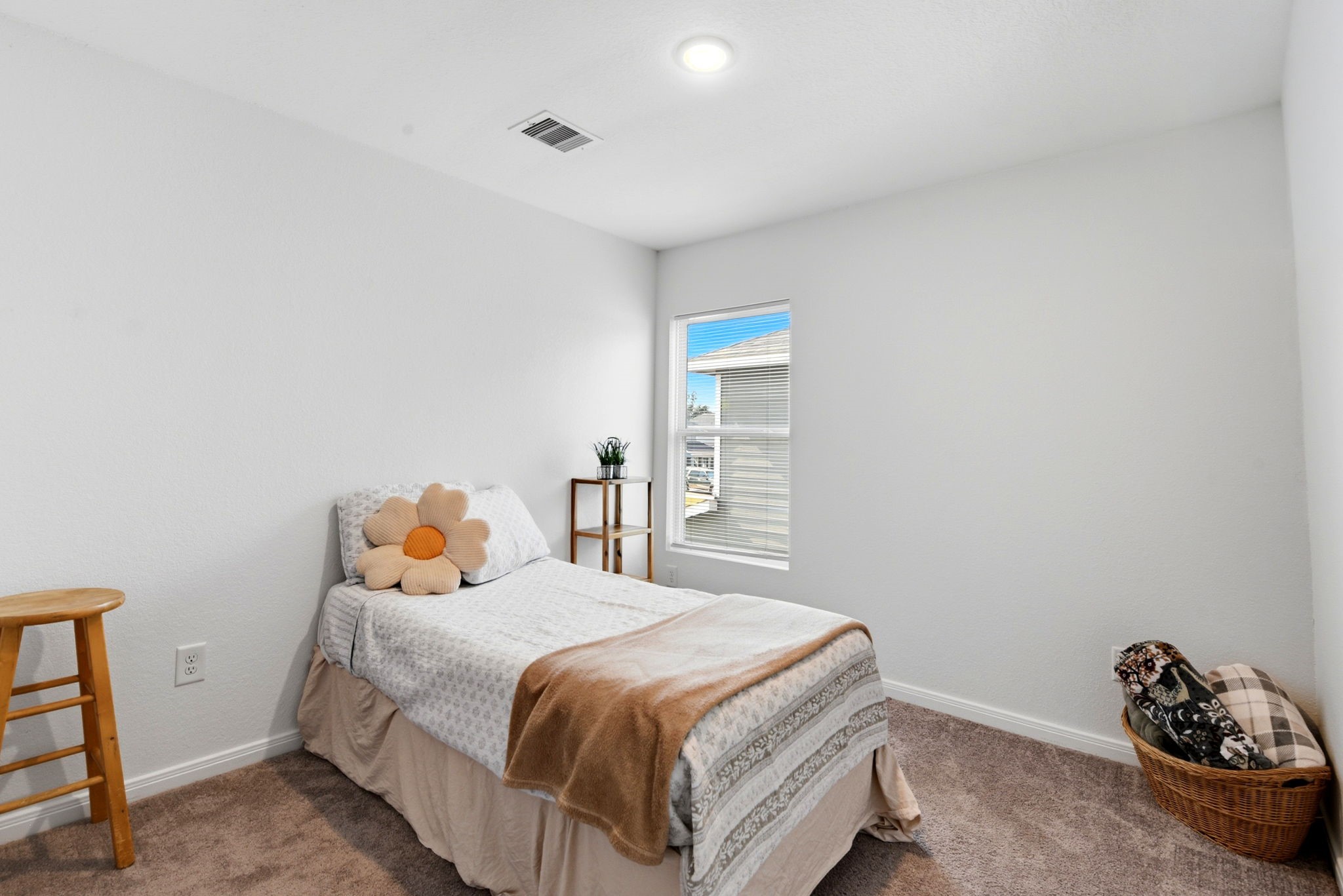 9819 Emerald Stone Way Property Photo 30