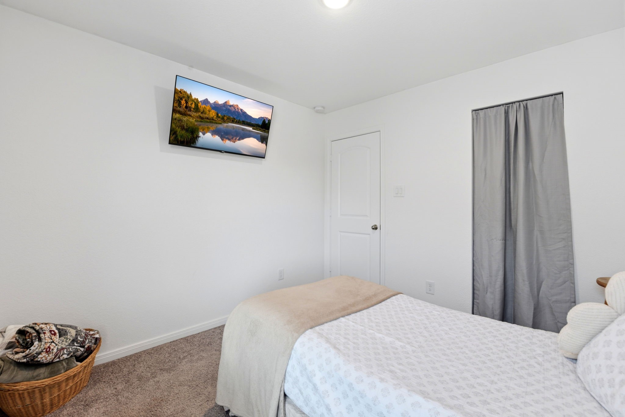 9819 Emerald Stone Way Property Photo 31