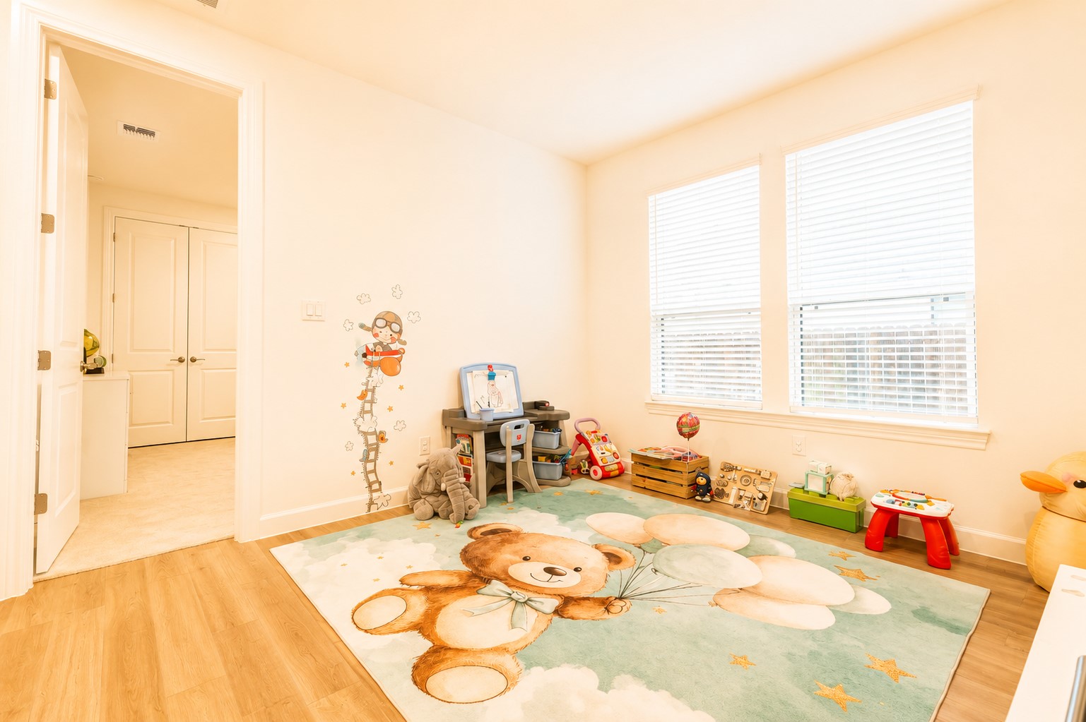 25314 Rothesay Lane Property Photo 15