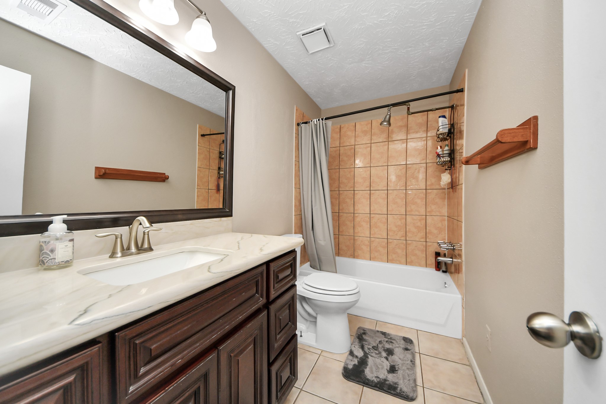 9634 Thistle Trail Drive Property Photo 14