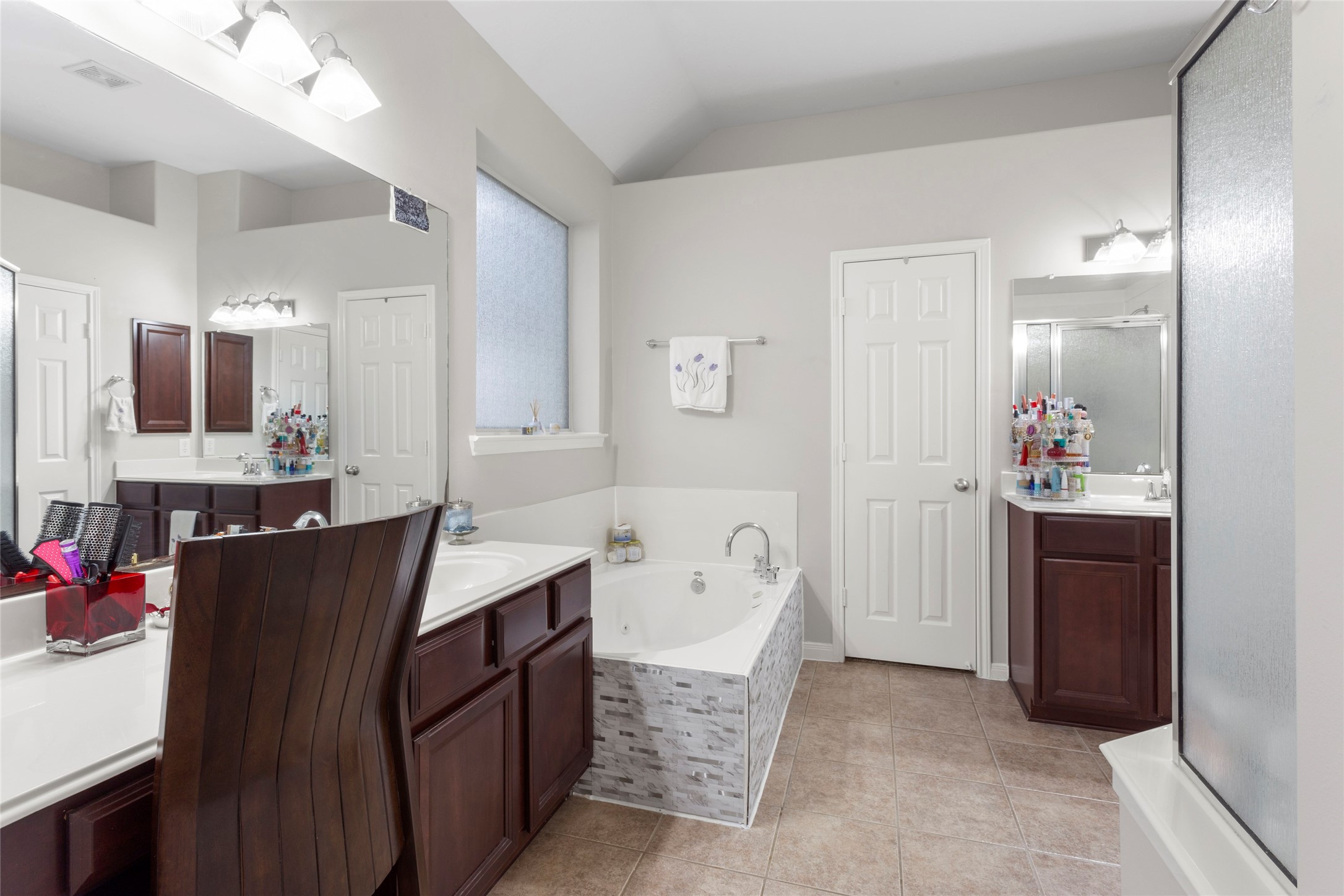 8707 Rolling Rapids Road Property Photo 18