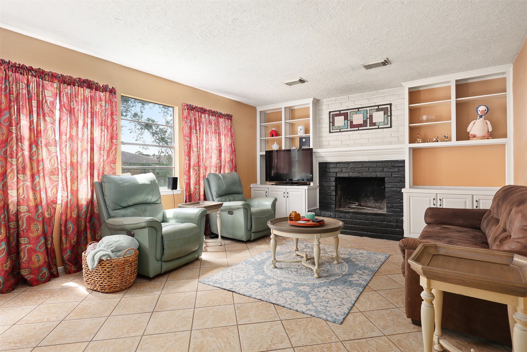 15826 Cavendish Drive Property Photo 15