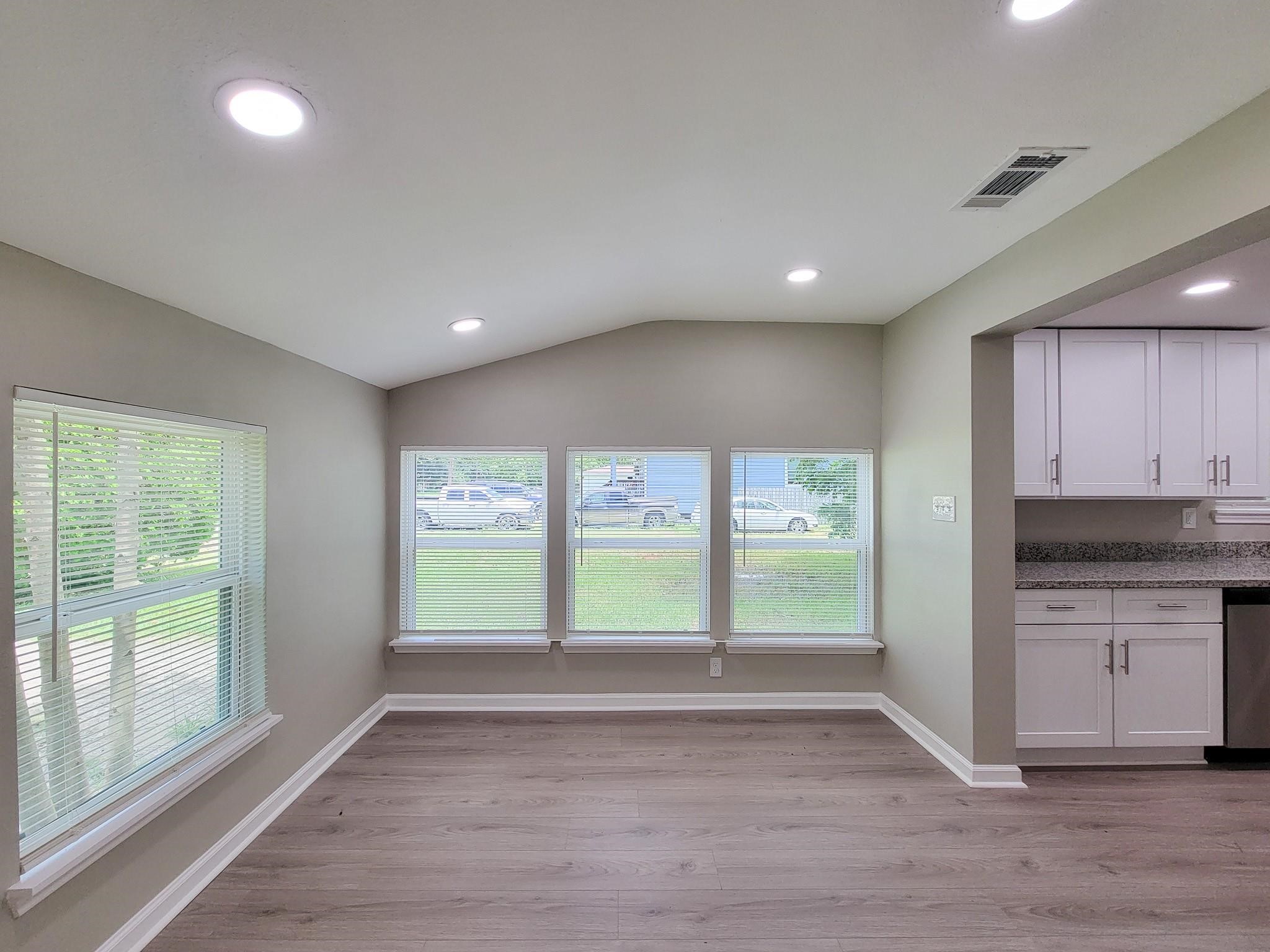 1107 Roosevelt Street Property Photo 6