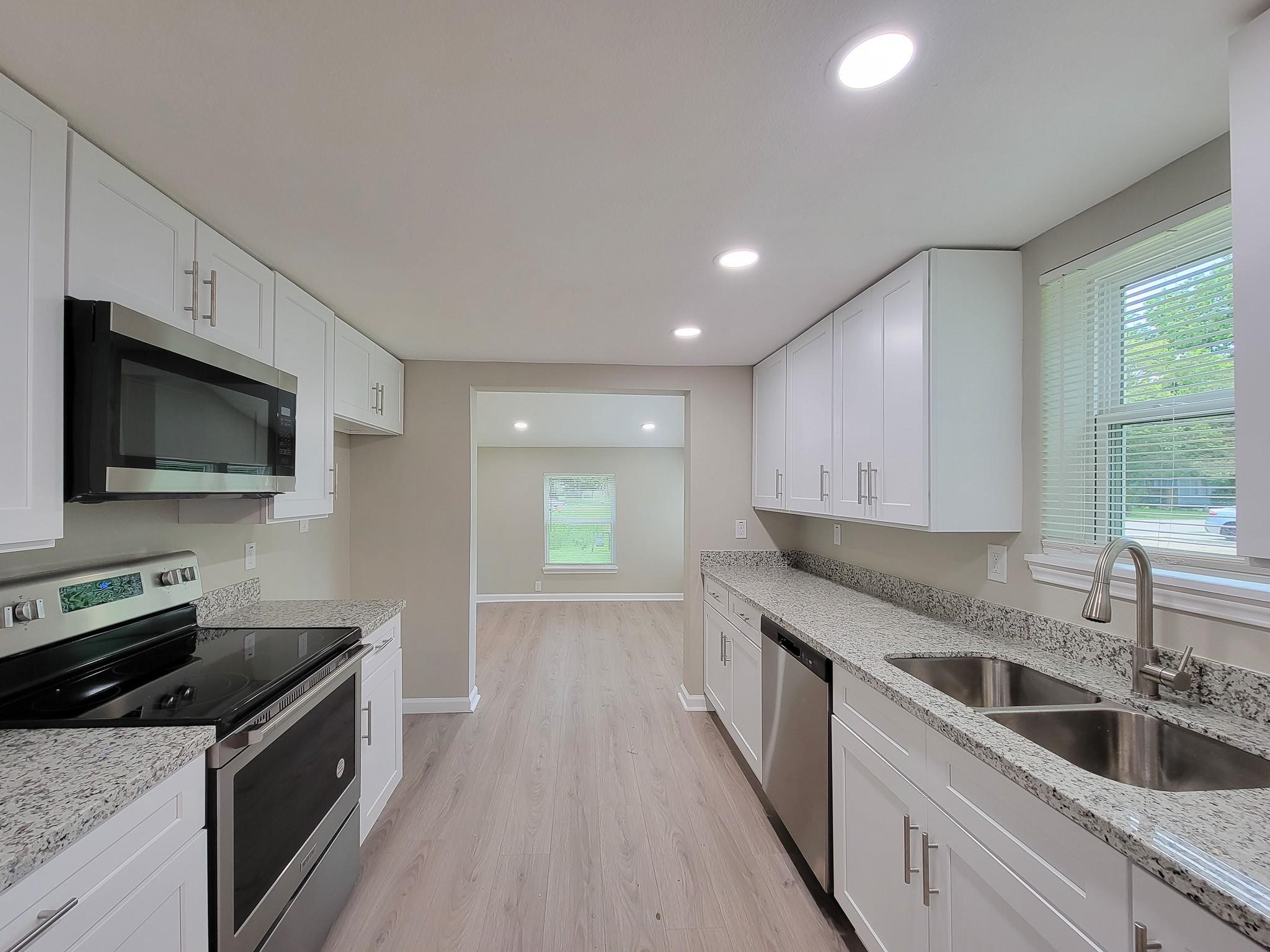 1107 Roosevelt Street Property Photo 7