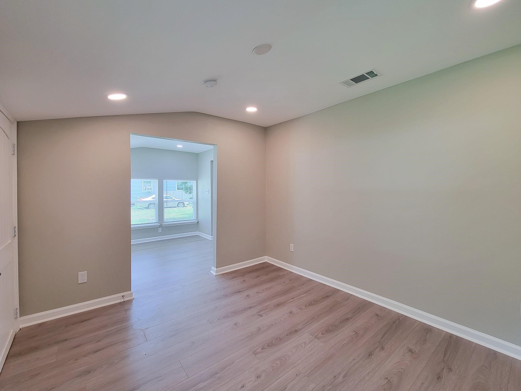1107 Roosevelt Street Property Photo 17