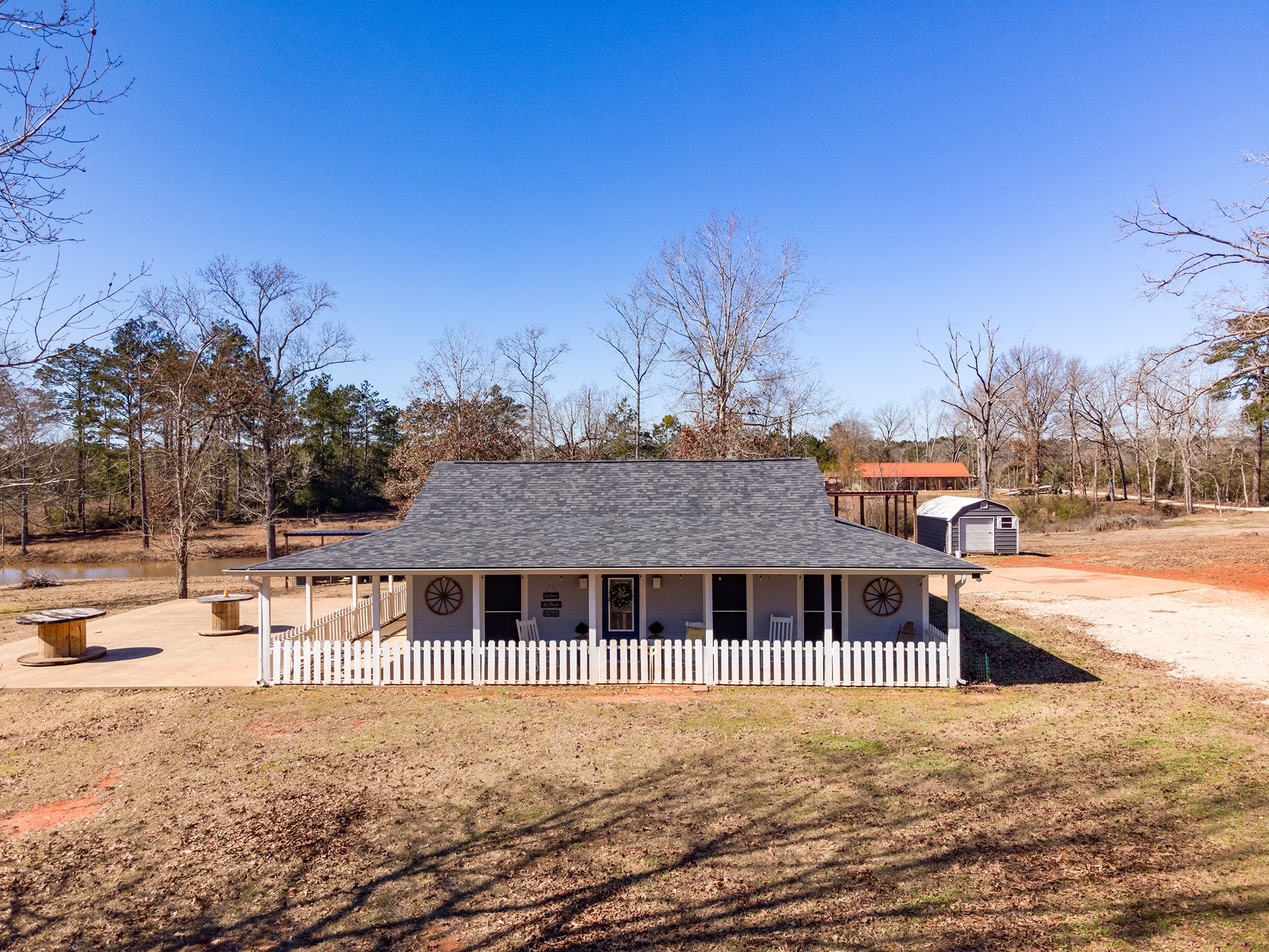 2731 Fm 225 Property Photo 1
