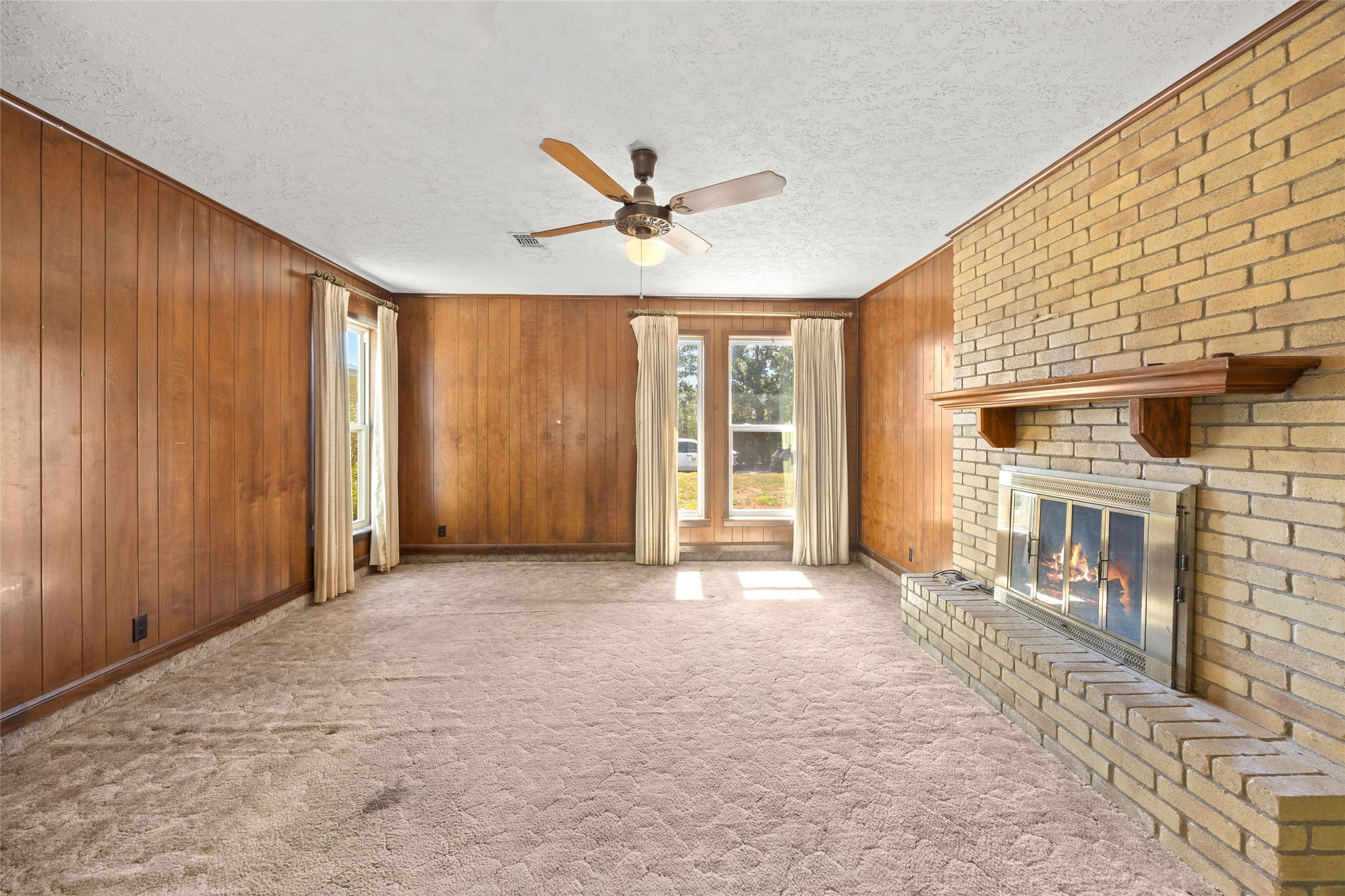 1703 Todd Trail Property Photo 3