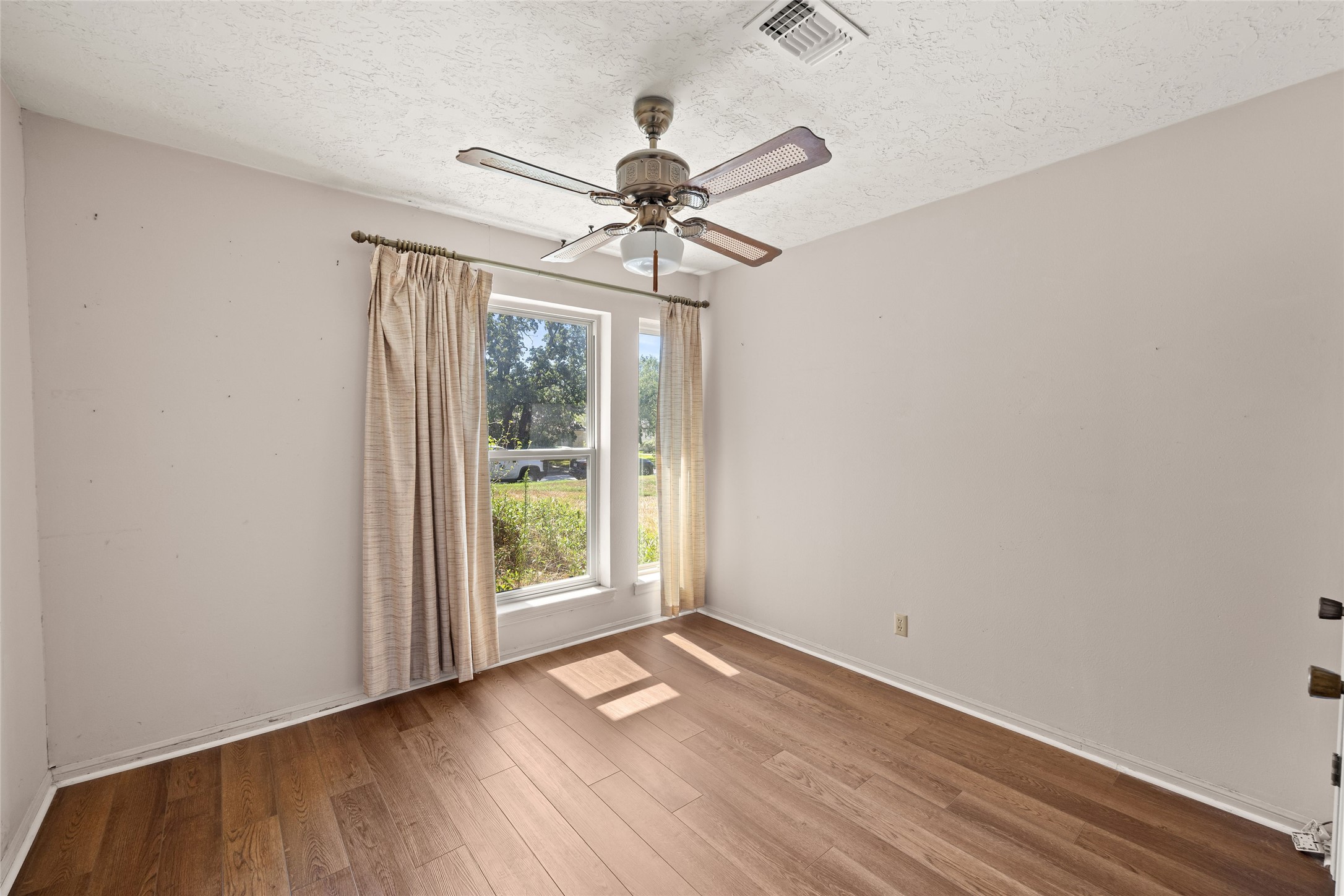 1703 Todd Trail Property Photo 11