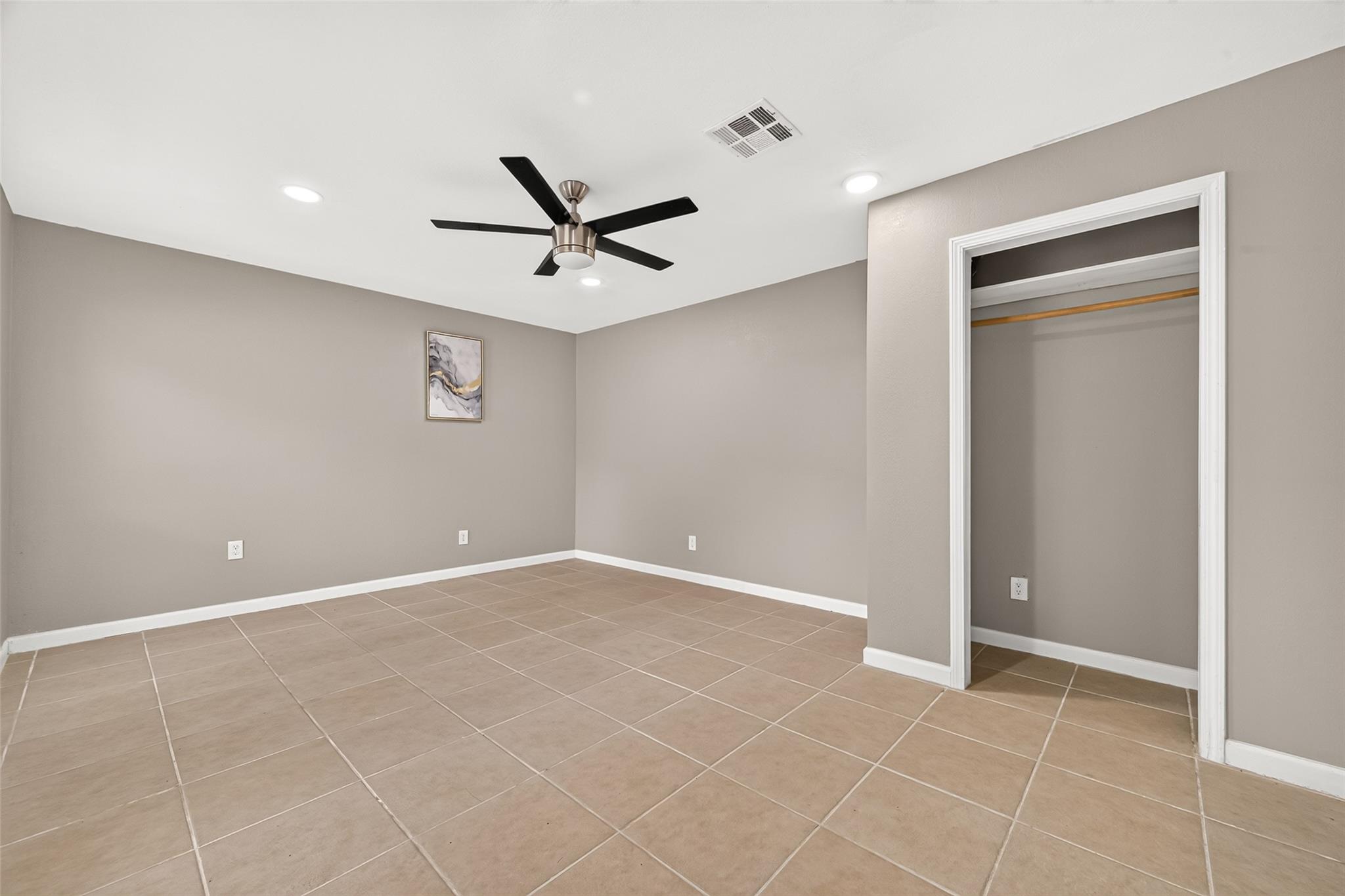 552 Roanoke Drive Property Photo 24