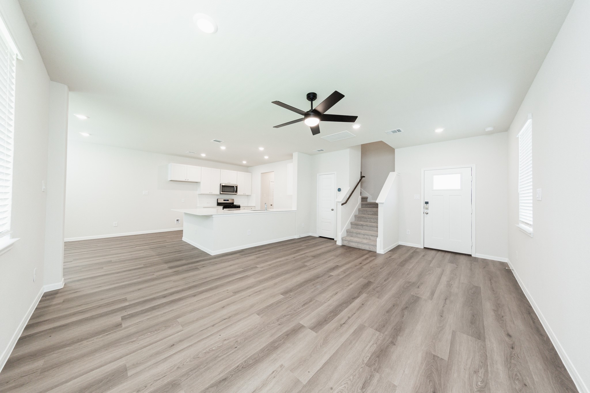 13432 Yellow Perch Drive Property Photo 3