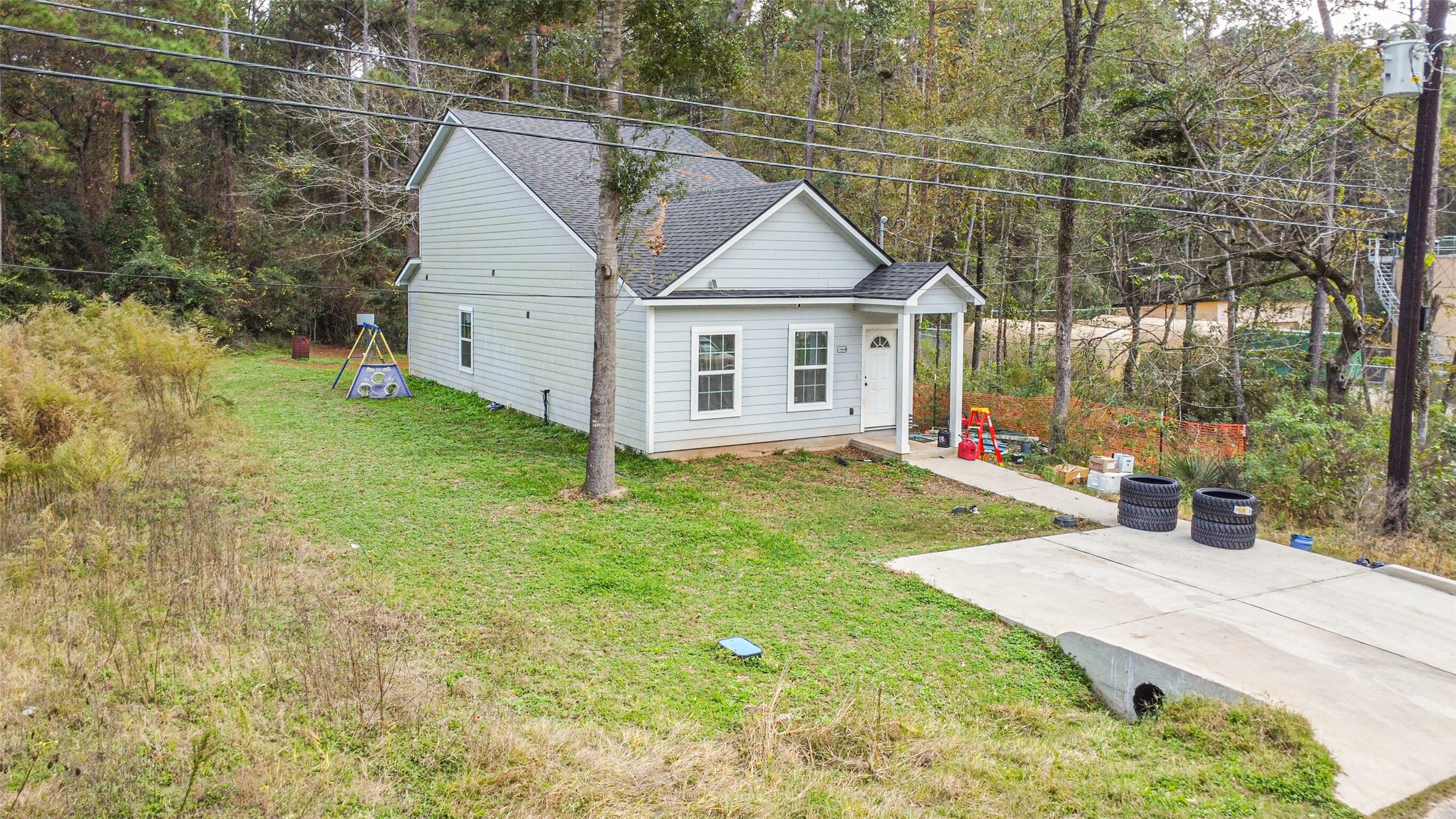 15514 Hickory Drive Property Photo 1
